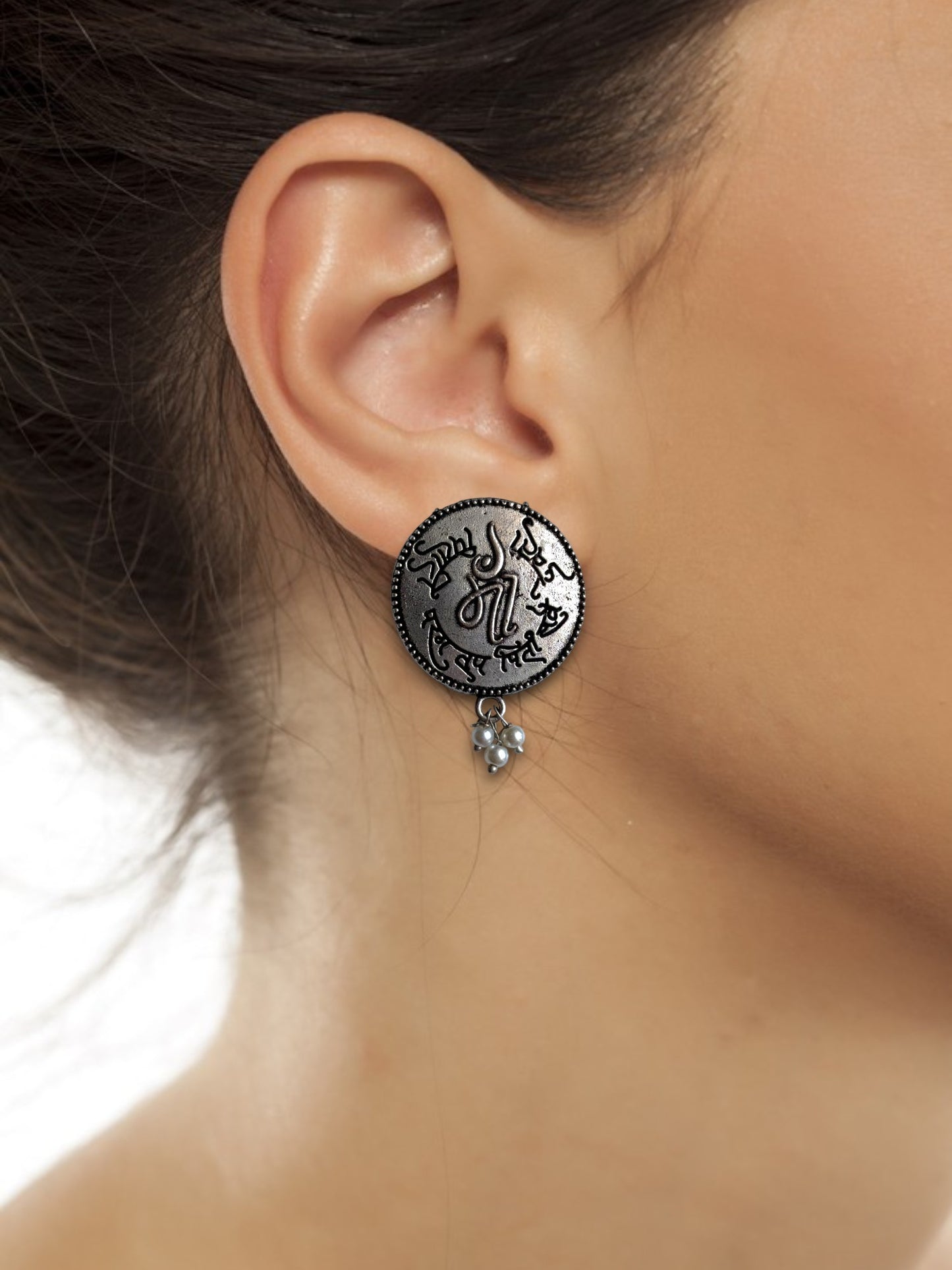 Silver Replica Lightweight Maa Stud