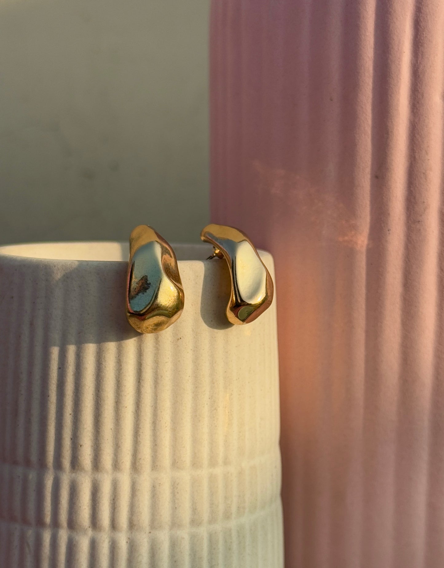 Anti-Tarnish Teardrop Earrings | Hypoallergenic | Waterproof