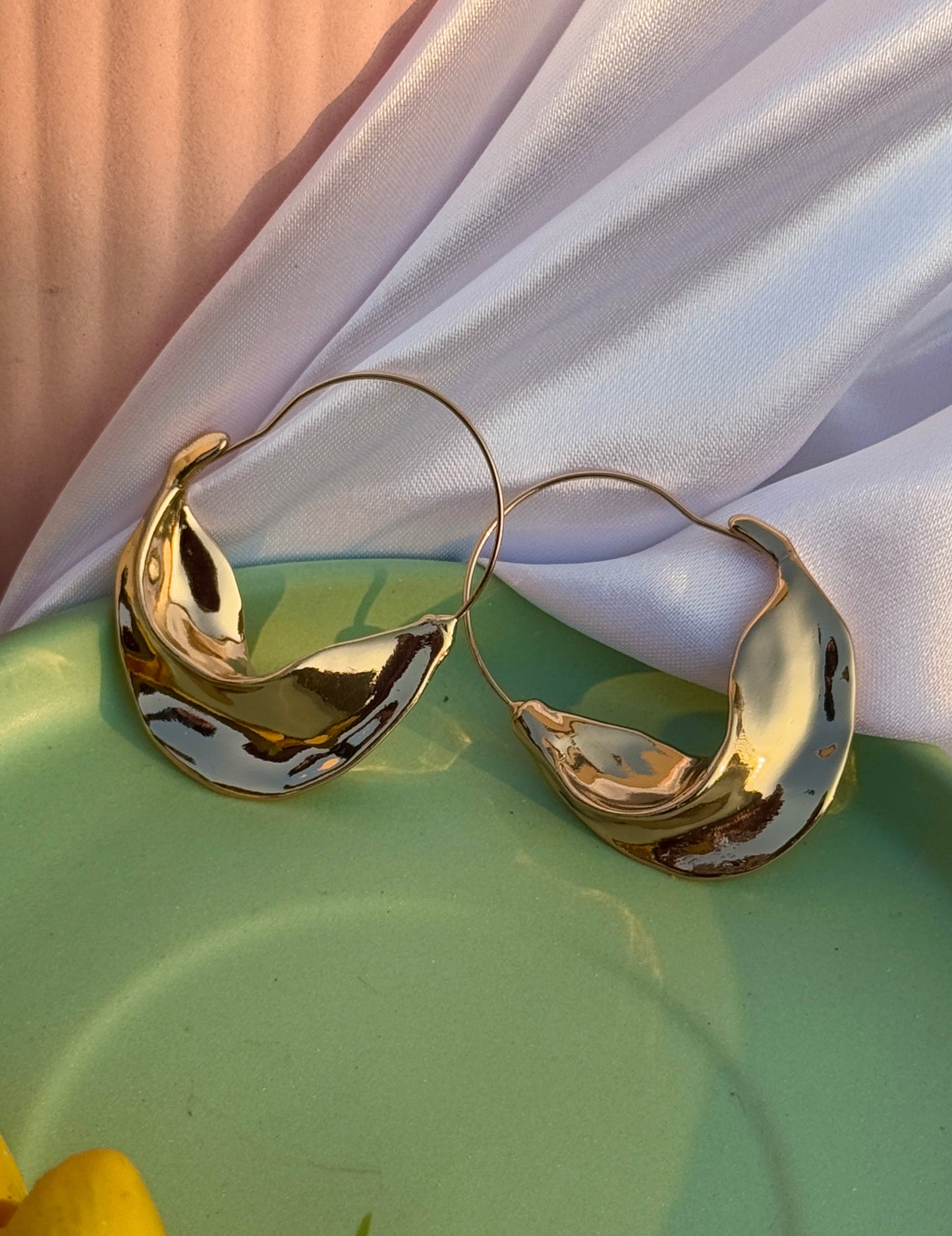 Ocean Current Anti-Tarnish Earrings