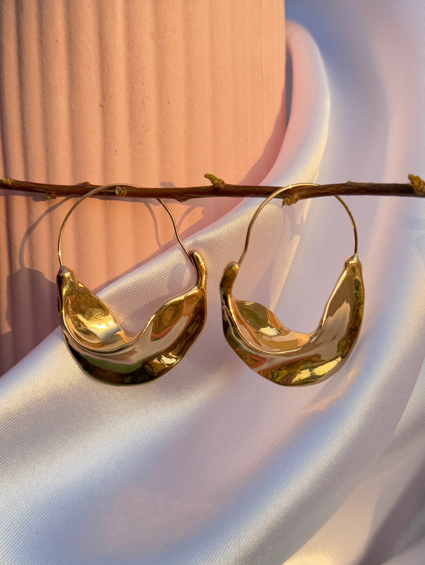 Ocean Current Anti-Tarnish Earrings