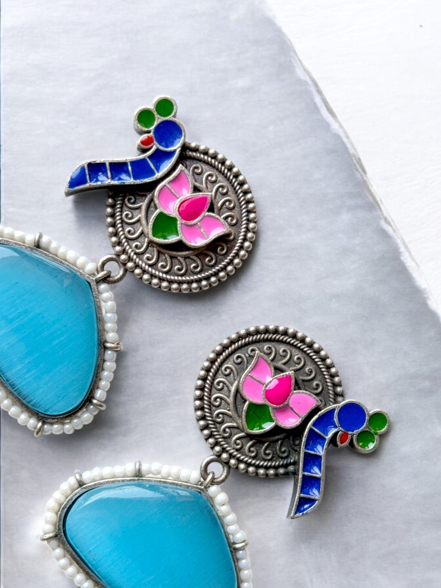 Peacock Hand-Painted Earrings Embedded with Silk Stone