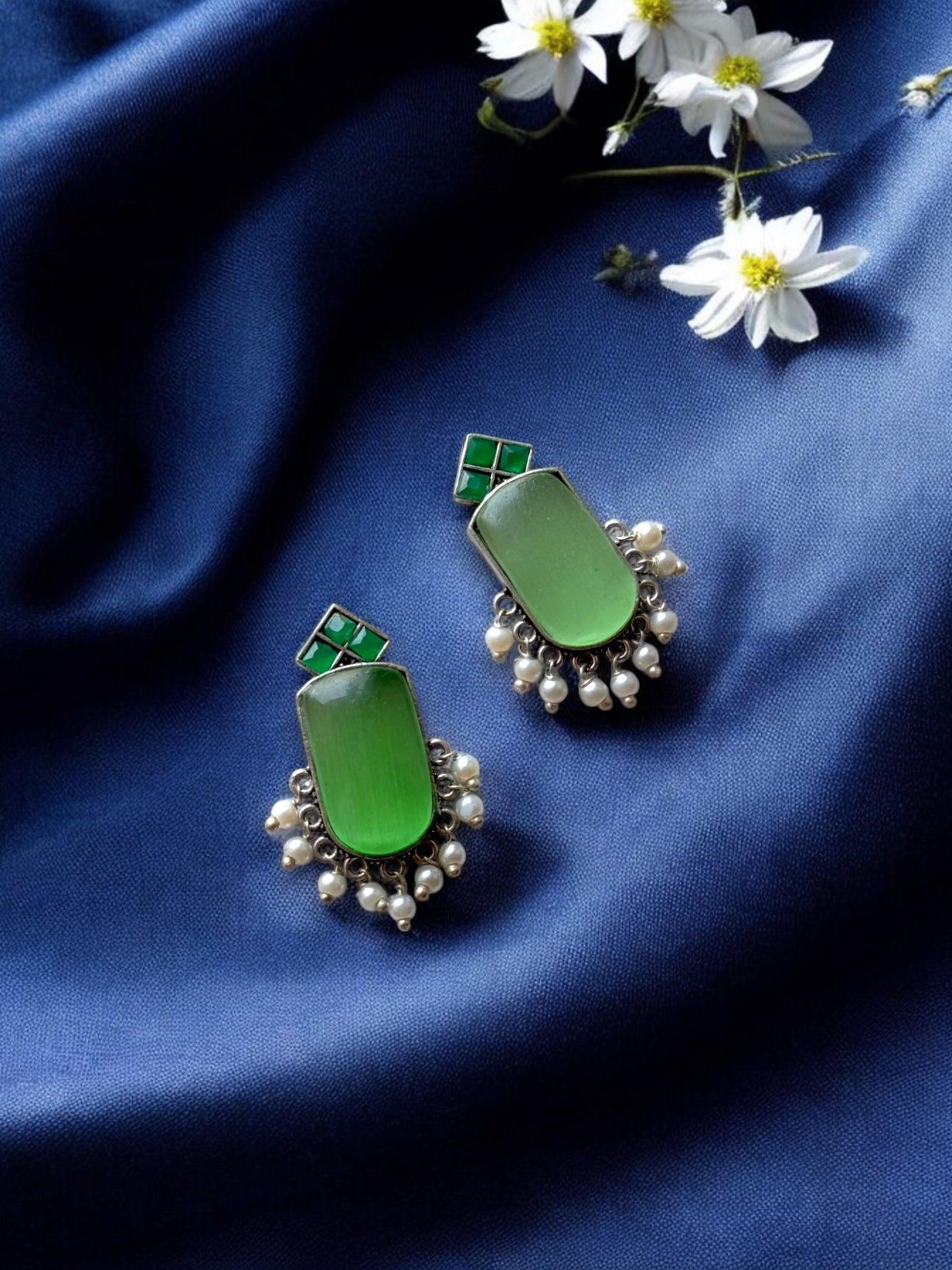 Silver-Plated Monalisa Stone Stud Earrings with Beads
