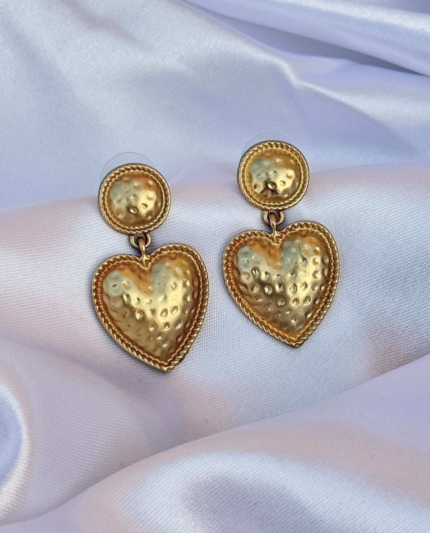 Dual Heart Mesh Earrings | Anti-Tarnish, Waterproof & Hypoallergenic