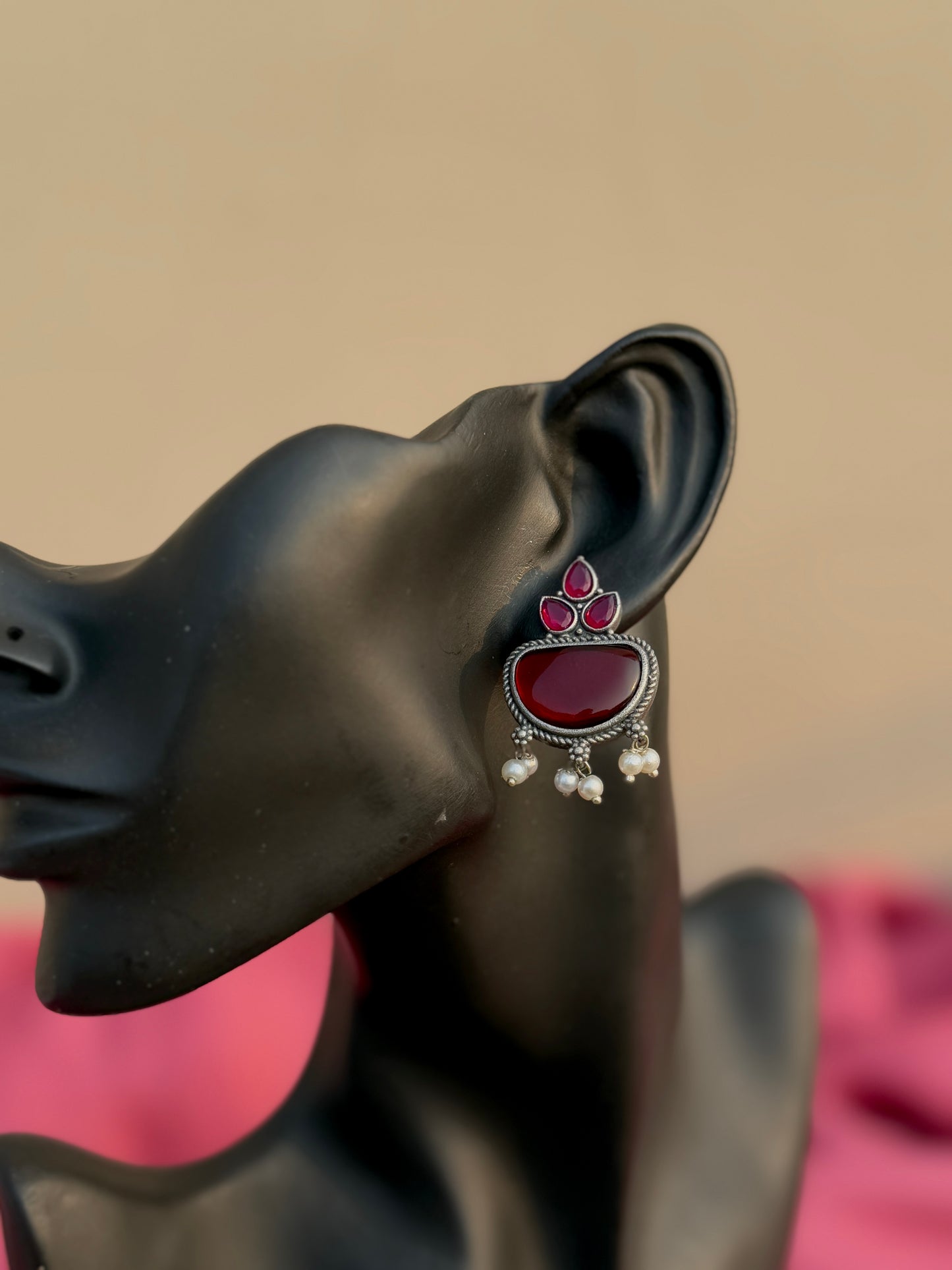 Silver Oxidised Silk Stone Embedded Earrings