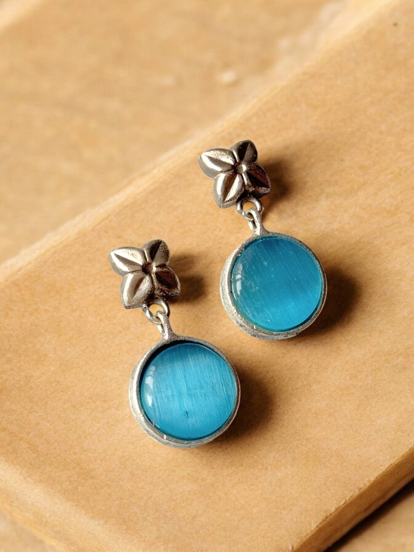 Silver Lookalike Flower Monalisa Stone Earrings