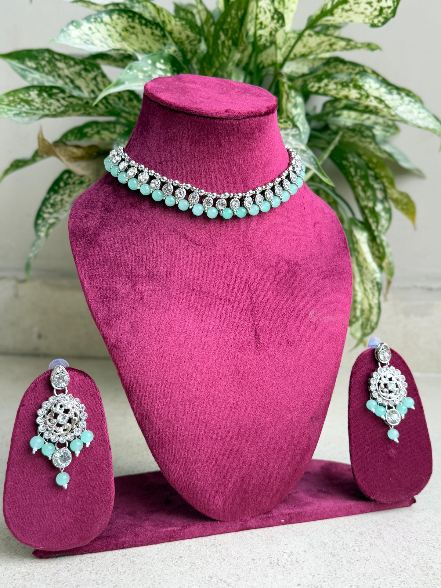 Elegant Necklace Set with Earrings & Maang Tikka
