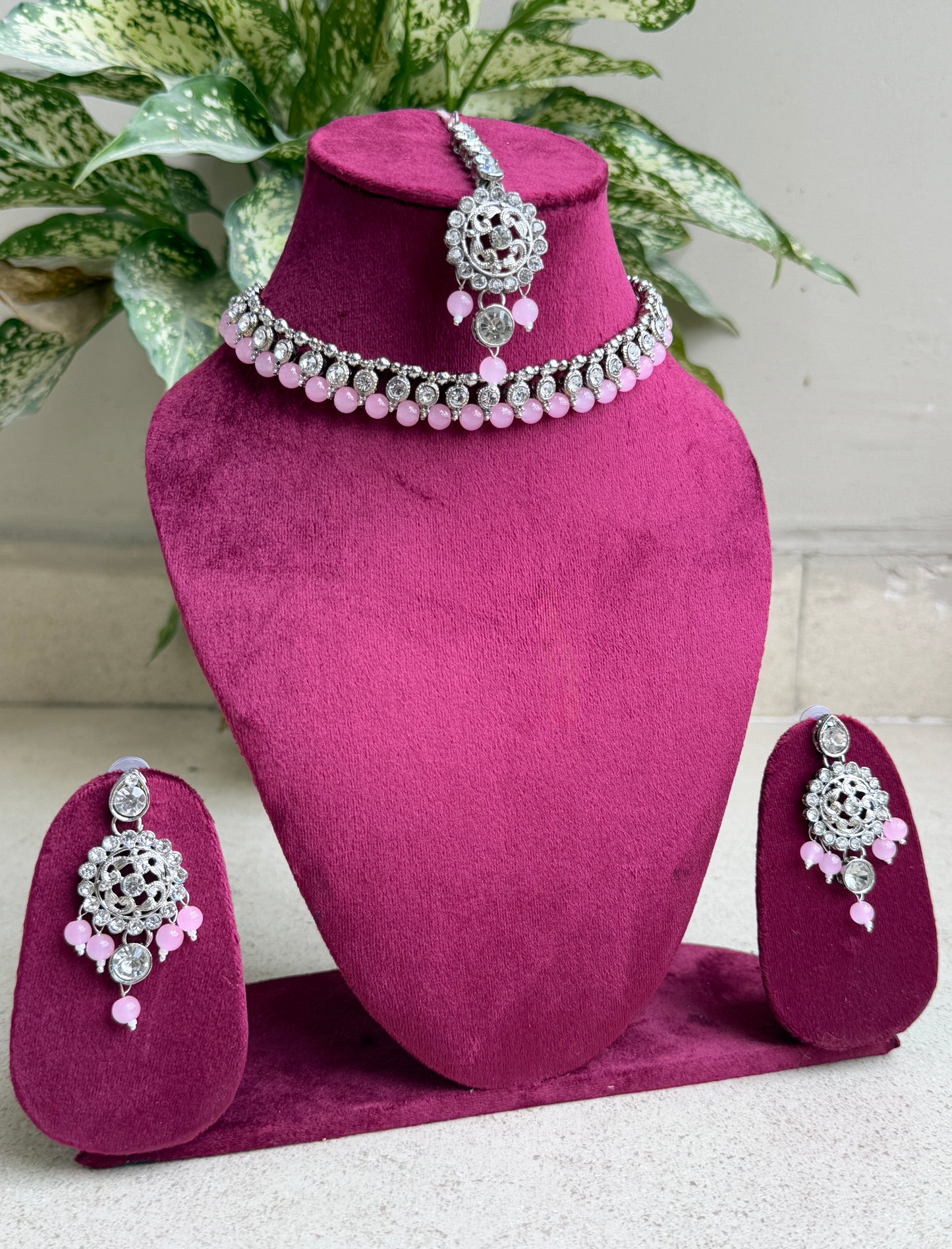 Elegant Necklace Set with Earrings & Maang Tikka