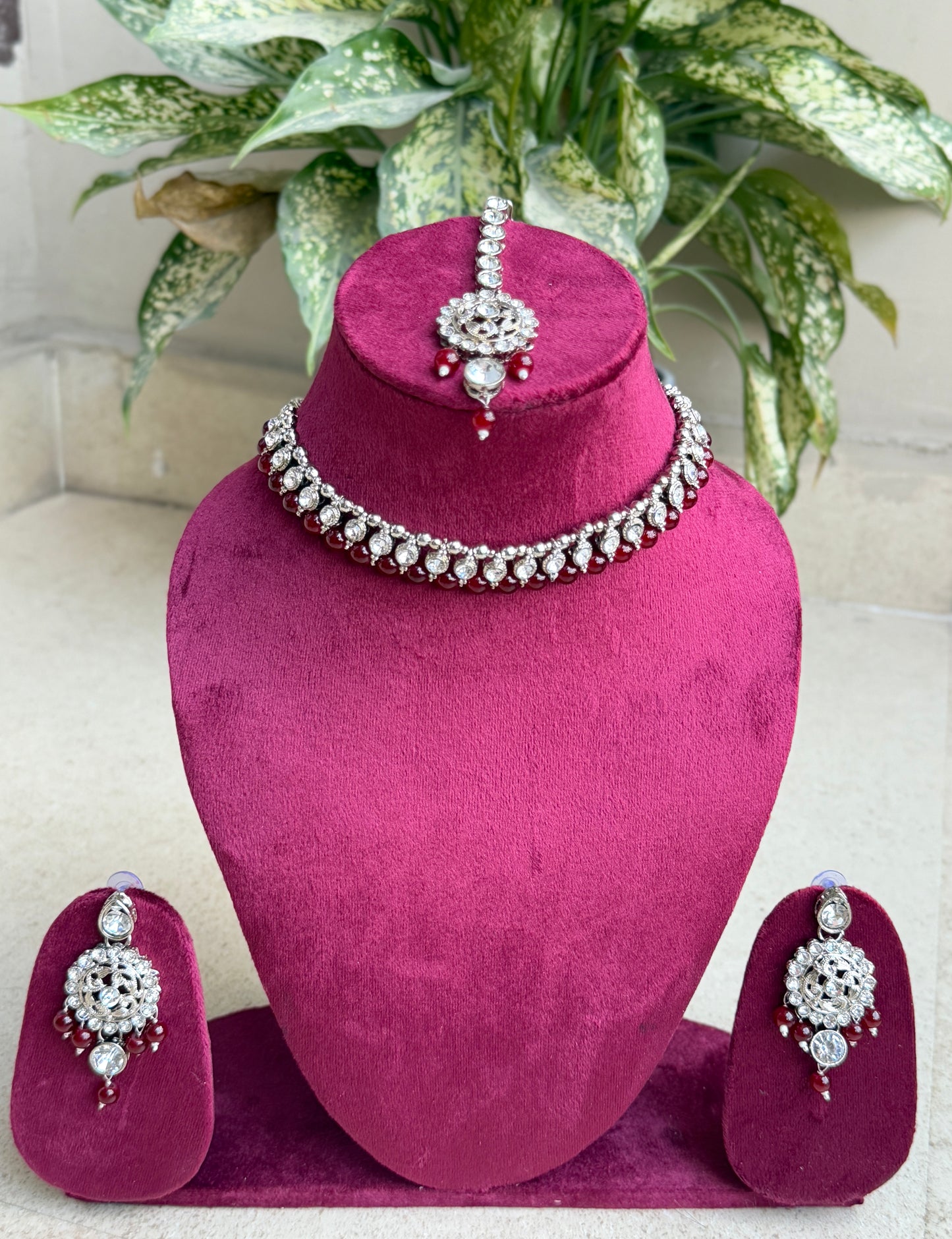 Elegant Necklace Set with Earrings & Maang Tikka
