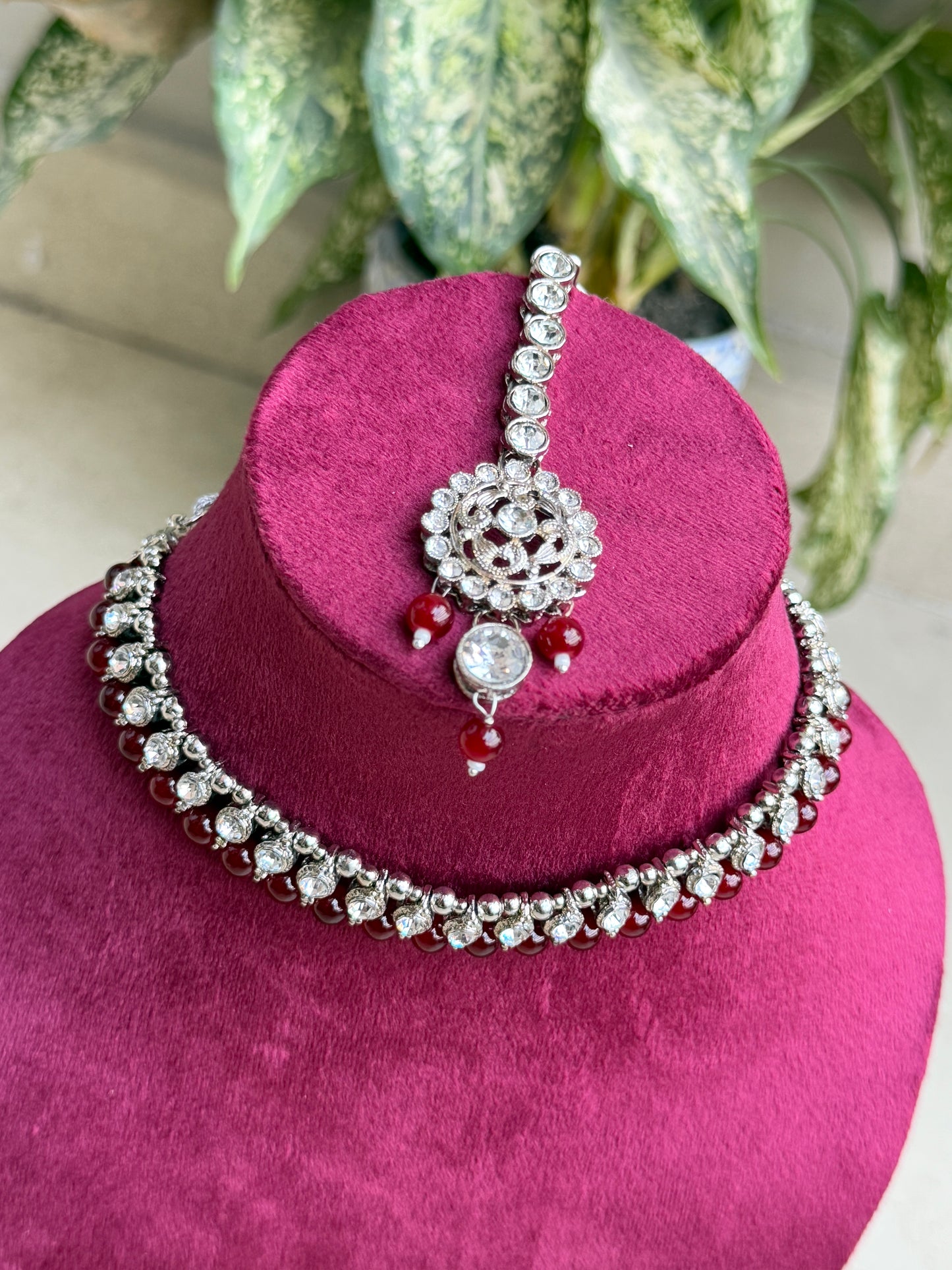 Elegant Necklace Set with Earrings & Maang Tikka