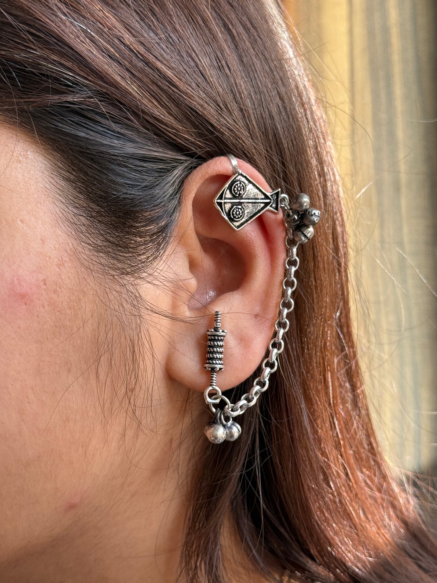 Kite-Inspired Elegant Earcuff