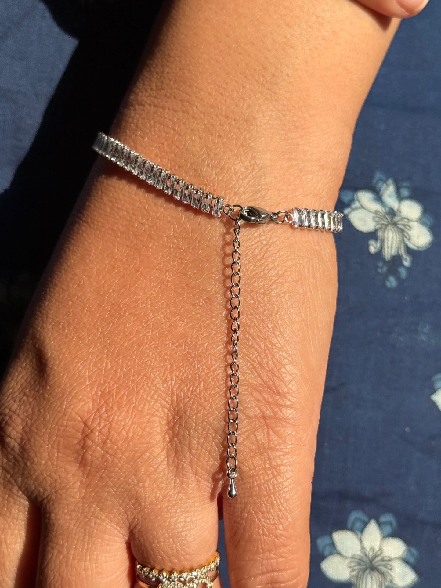 Minimalist Charm Anti-Tarnish Tennis Bracelet
