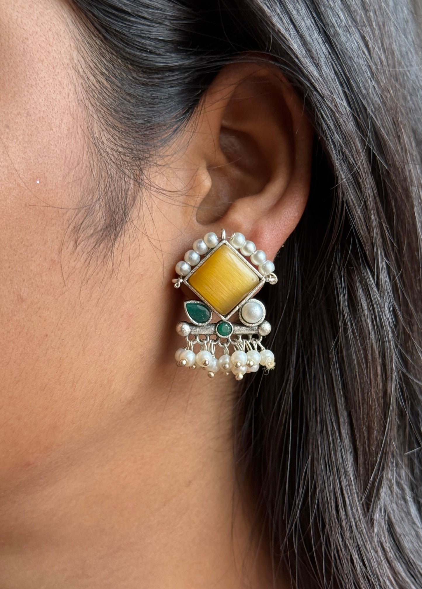 Monalisa Pearl Dangler Earrings