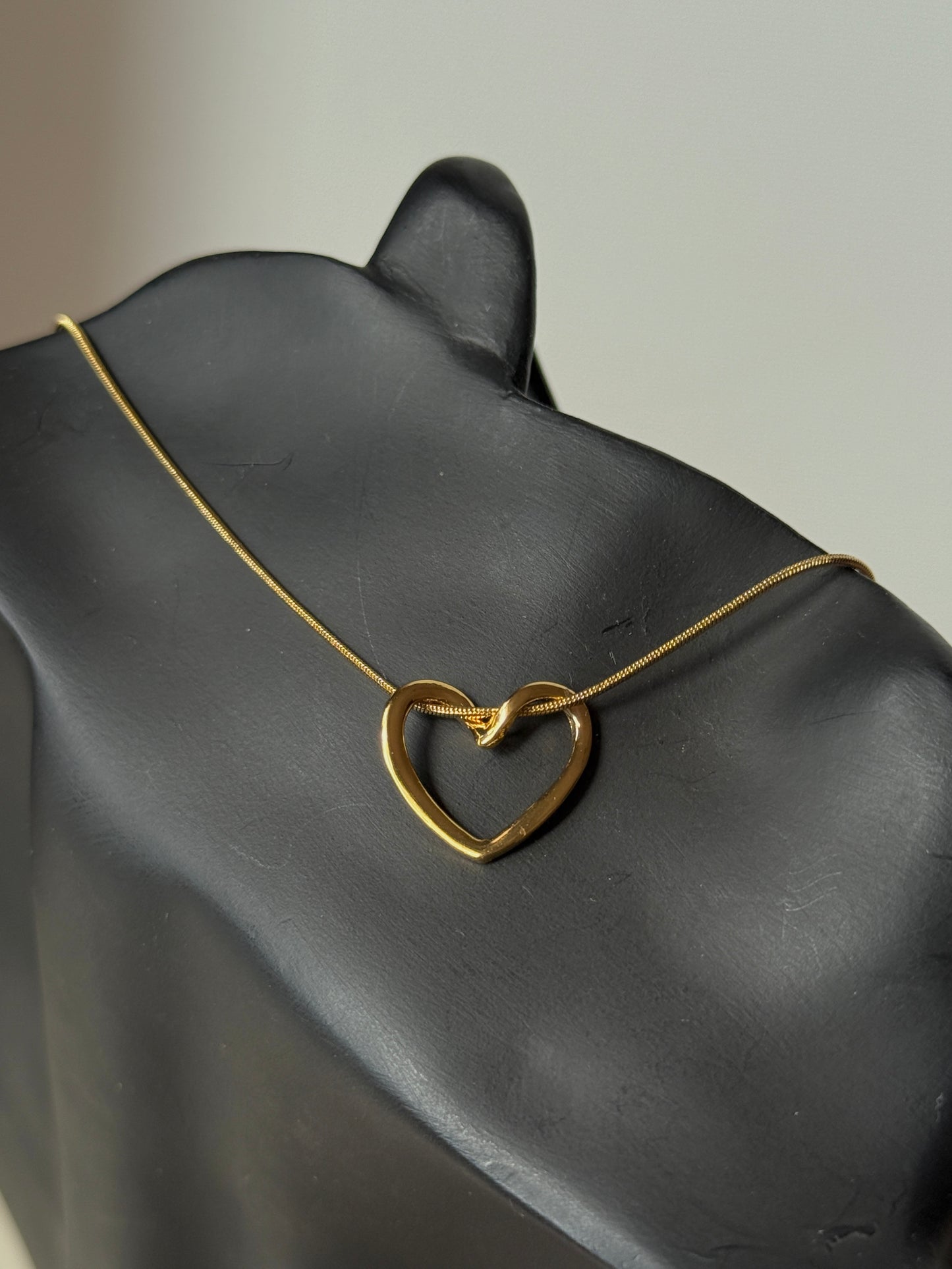Minimalist Hollow Heart Anti-Tarnish Pendant