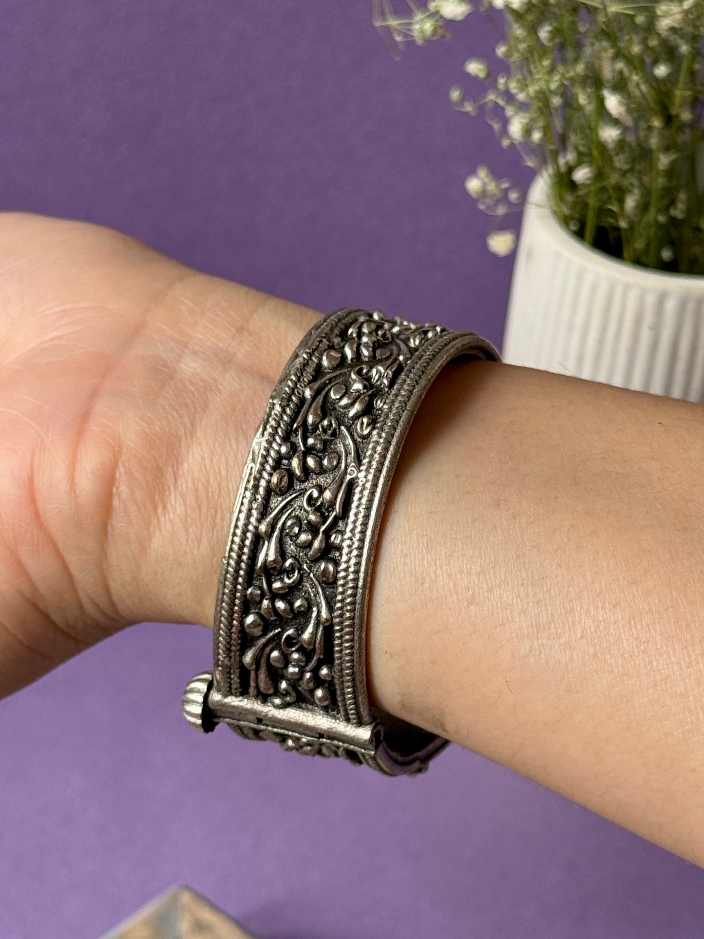Antique Self-Engraved Free-Size Bracelet