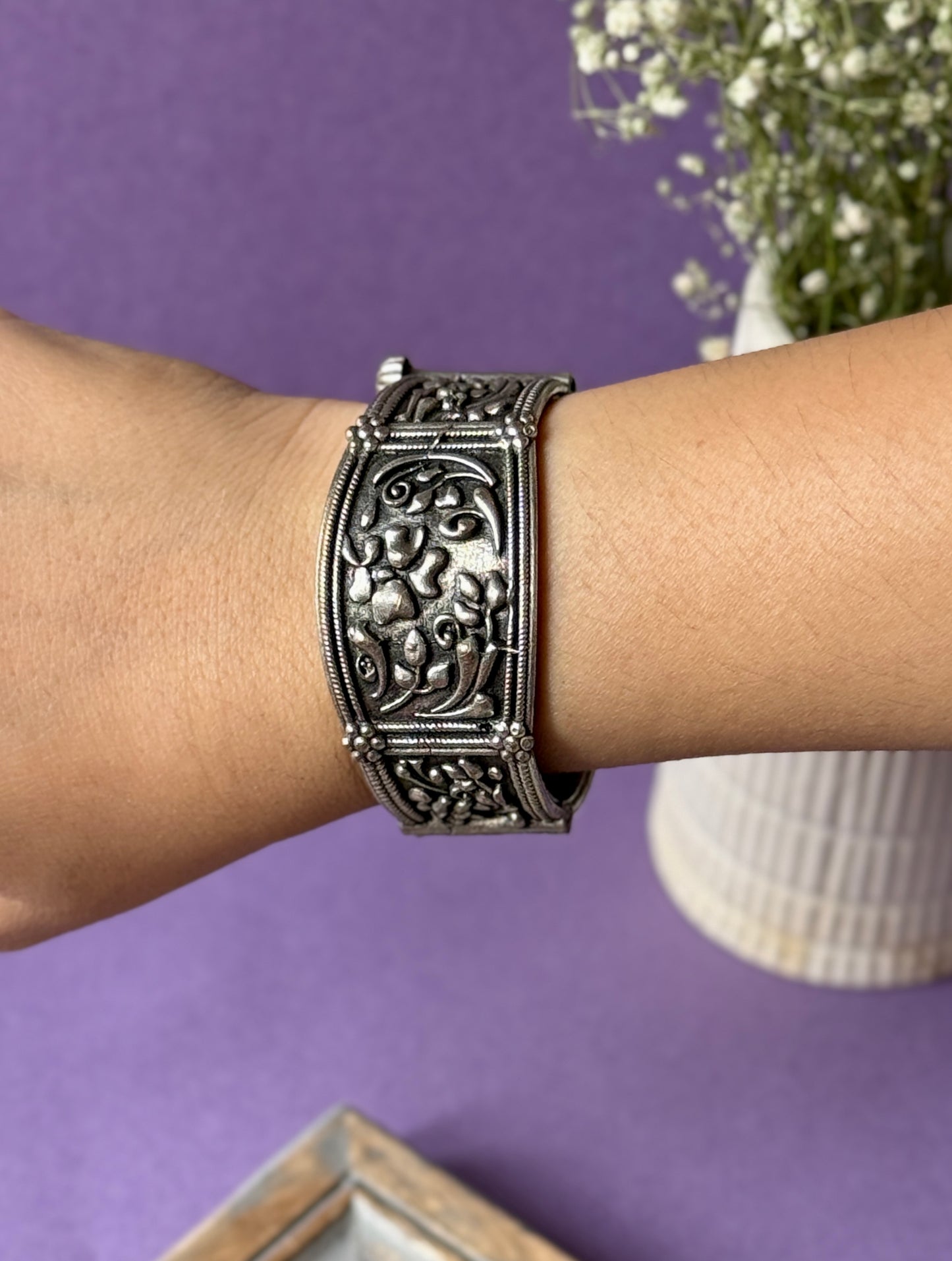 Antique Self-Engraved Free-Size Bracelet