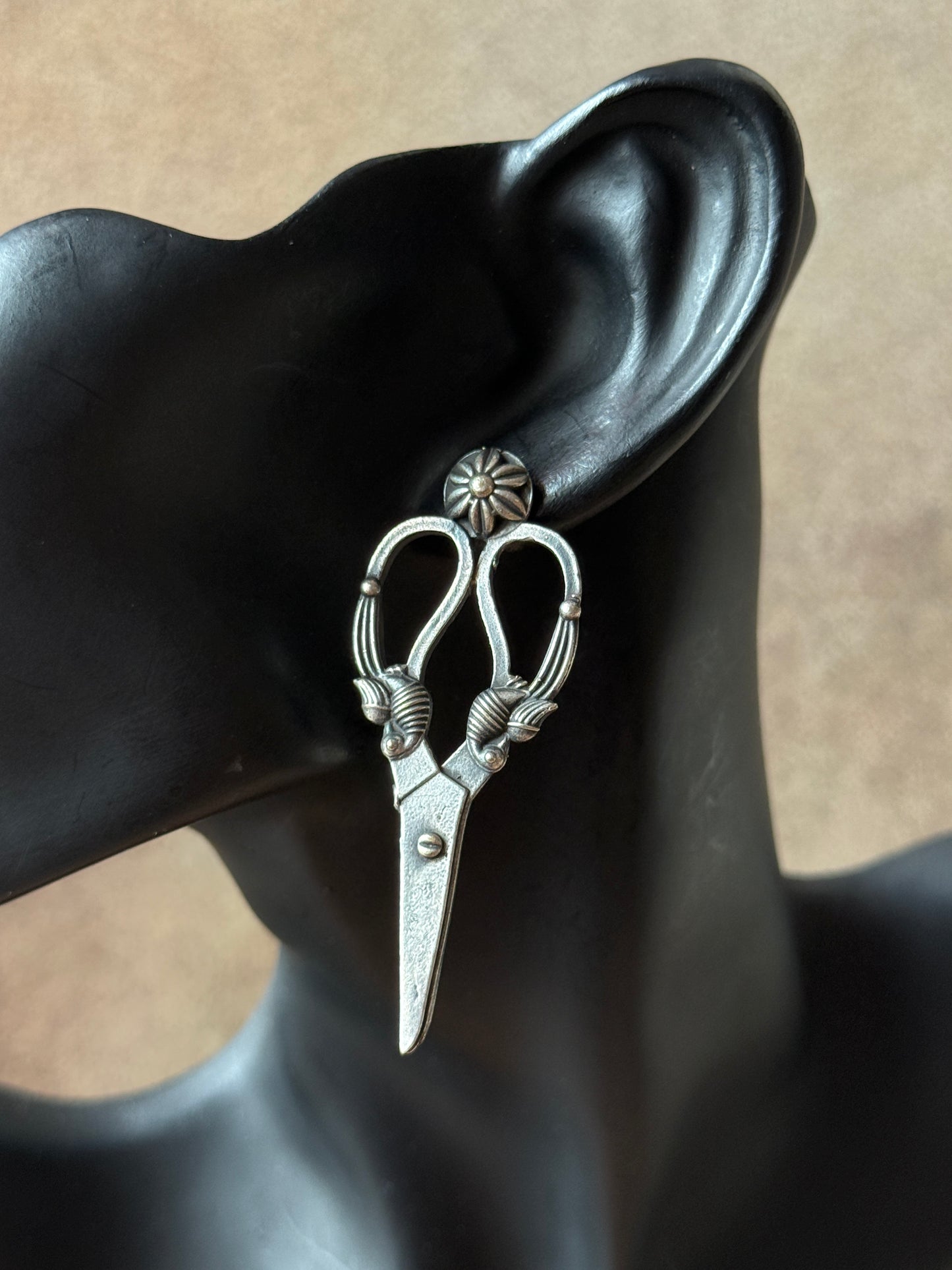 Scissor-Inspired Silver Replica Earrings – Quirky Elegance