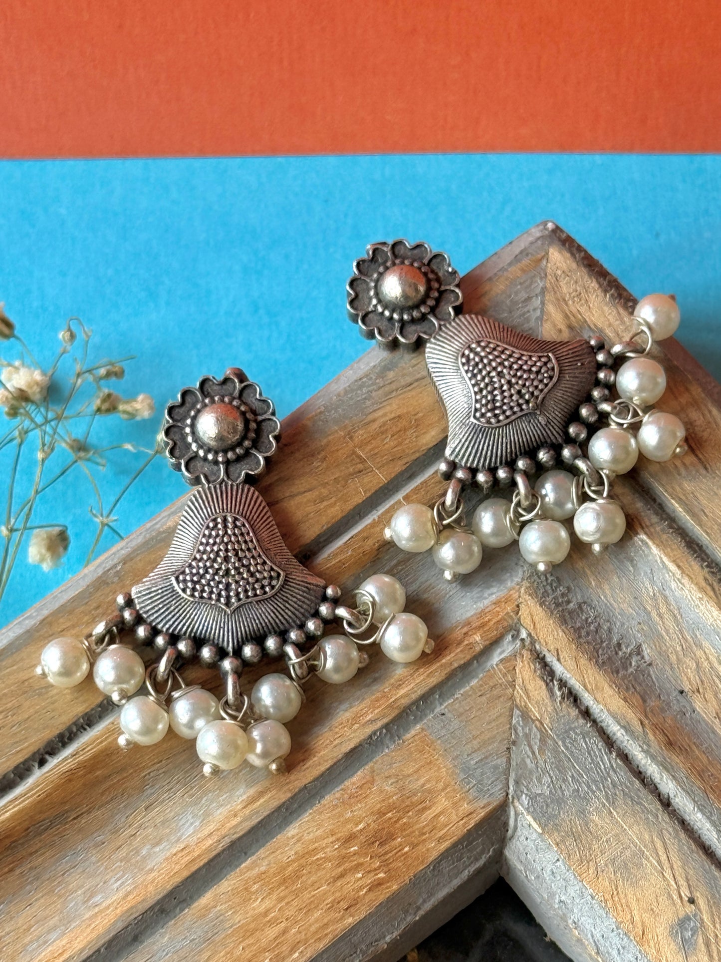 Antique German Silver Pearl Earrings – Timeless Elegance