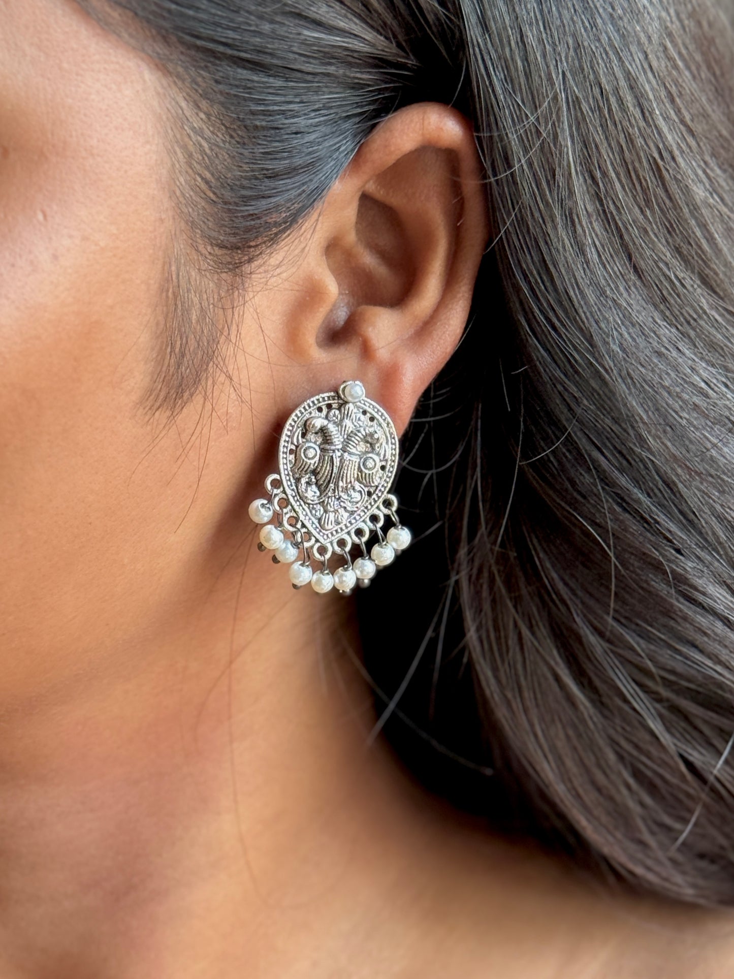 Silver Lookalike Self-Engraved Pearl Embedded Stud Earrings