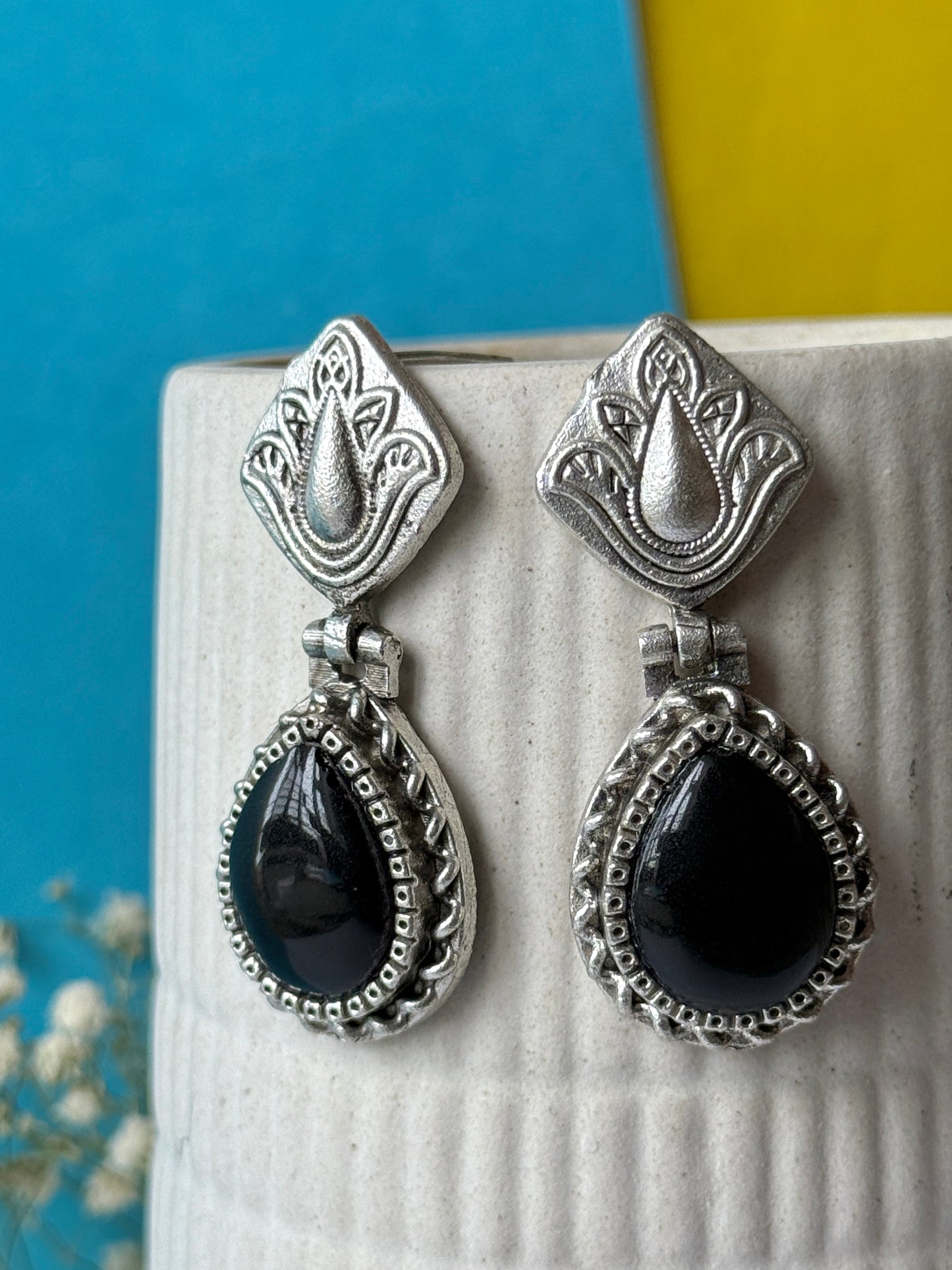 Silver lookalike Silk Stone Flower Engraved Earrings