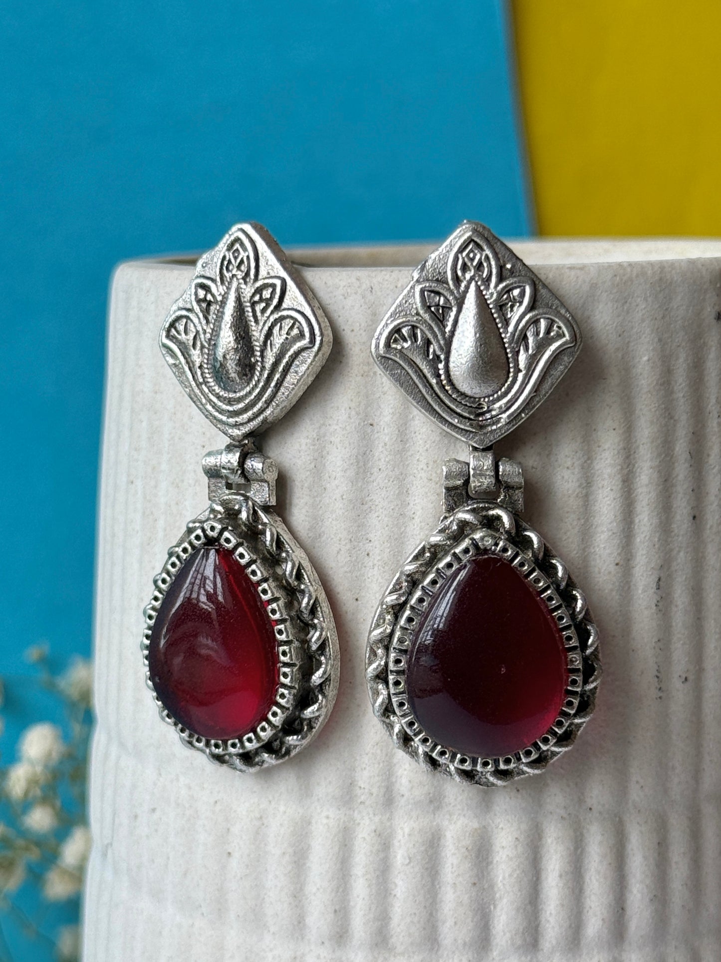 Silver lookalike Silk Stone Flower Engraved Earrings