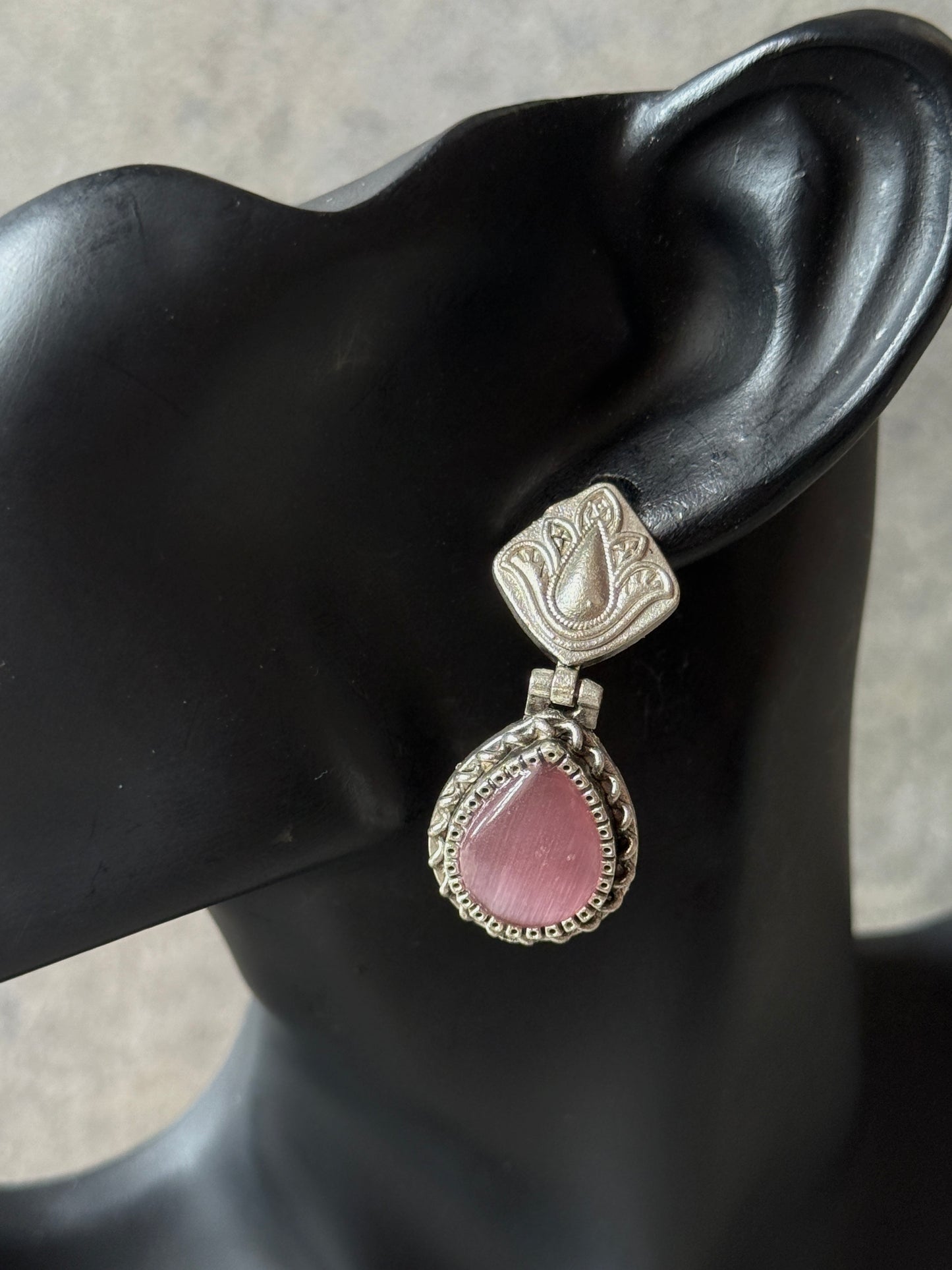 Silver lookalike Silk Stone Flower Engraved Earrings