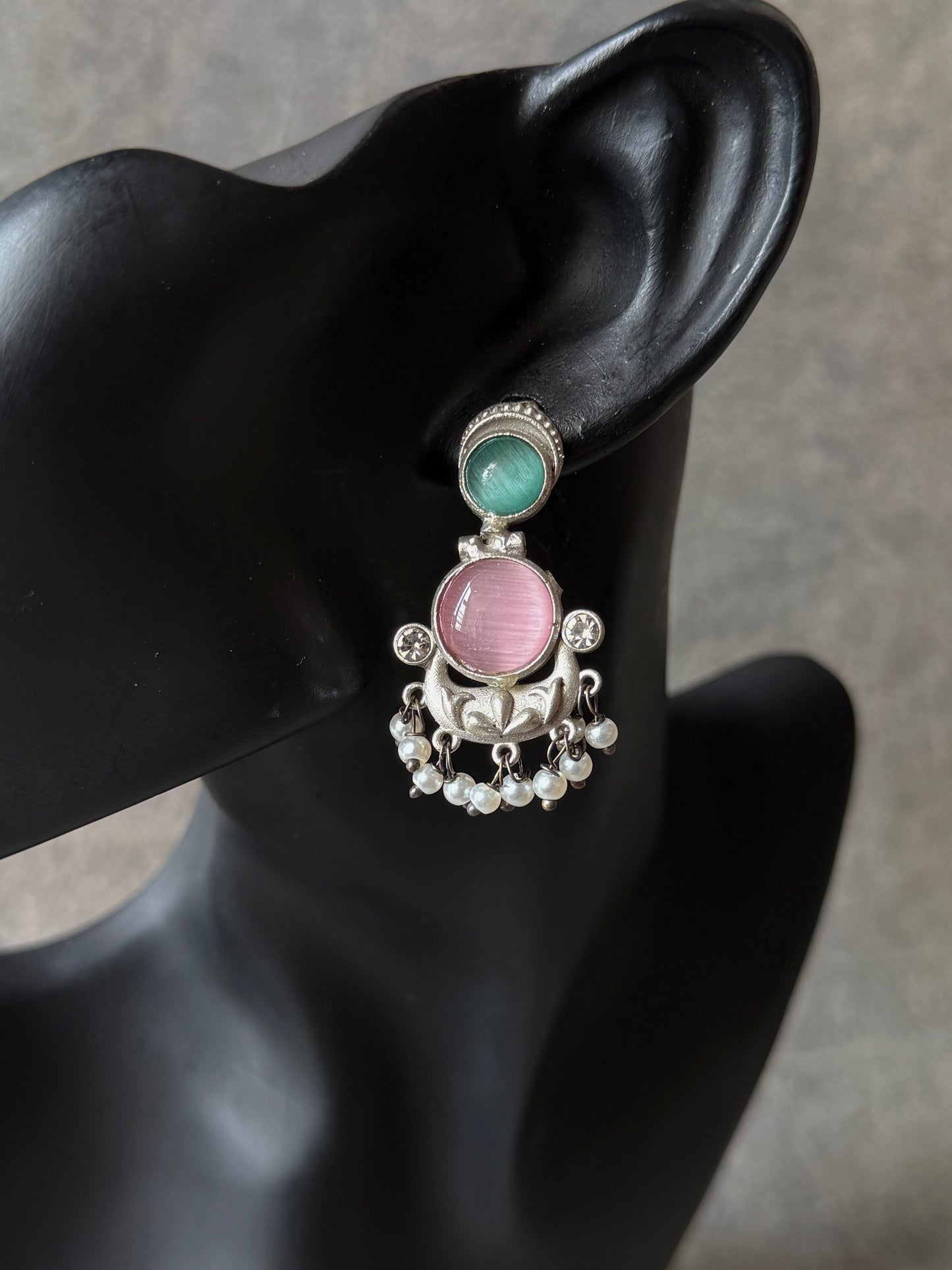 Dual Colour Silk Stone & Pearl Earrings – Graceful Blend of Elegance