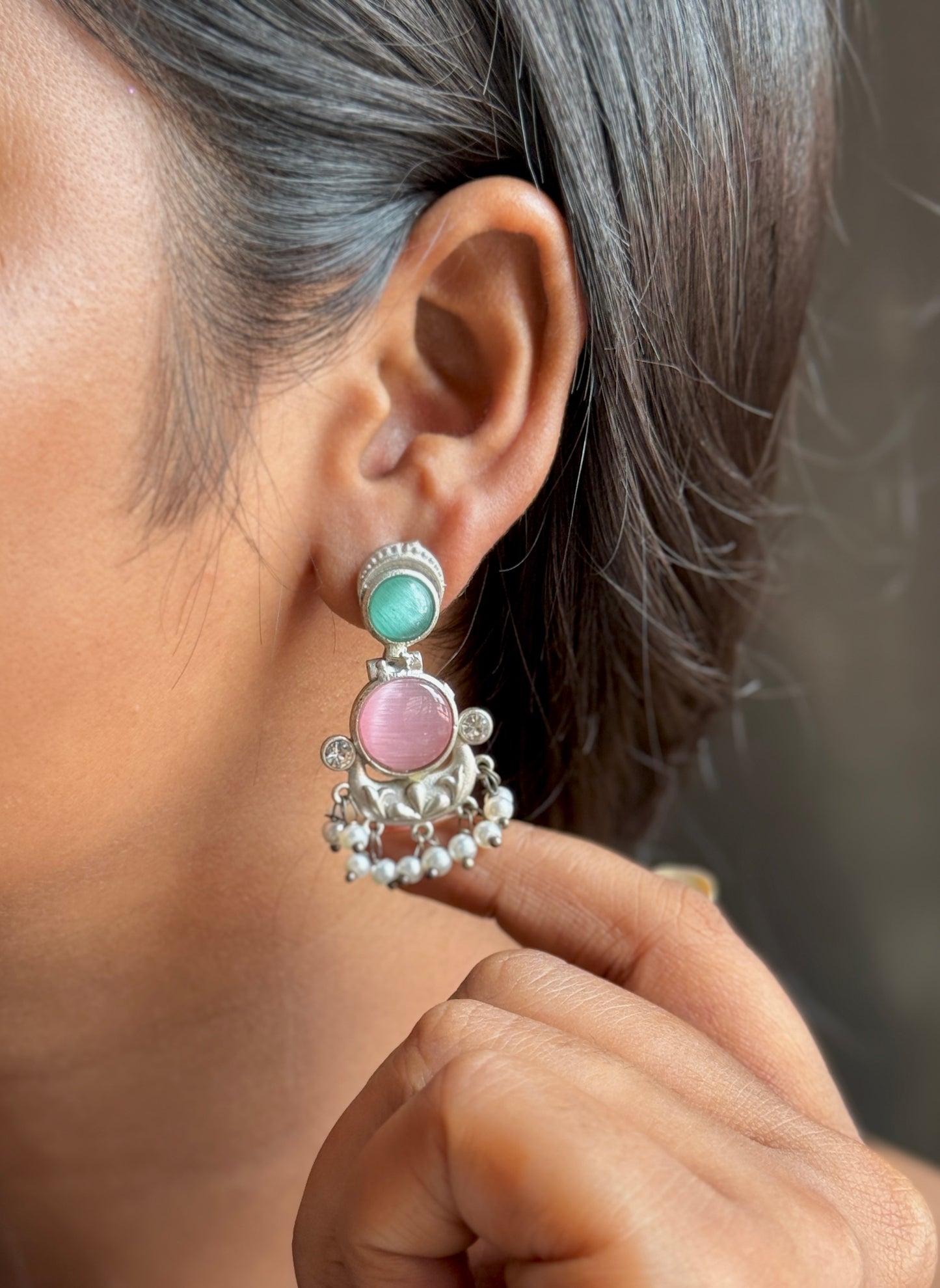 Dual Colour Silk Stone & Pearl Earrings – Graceful Blend of Elegance