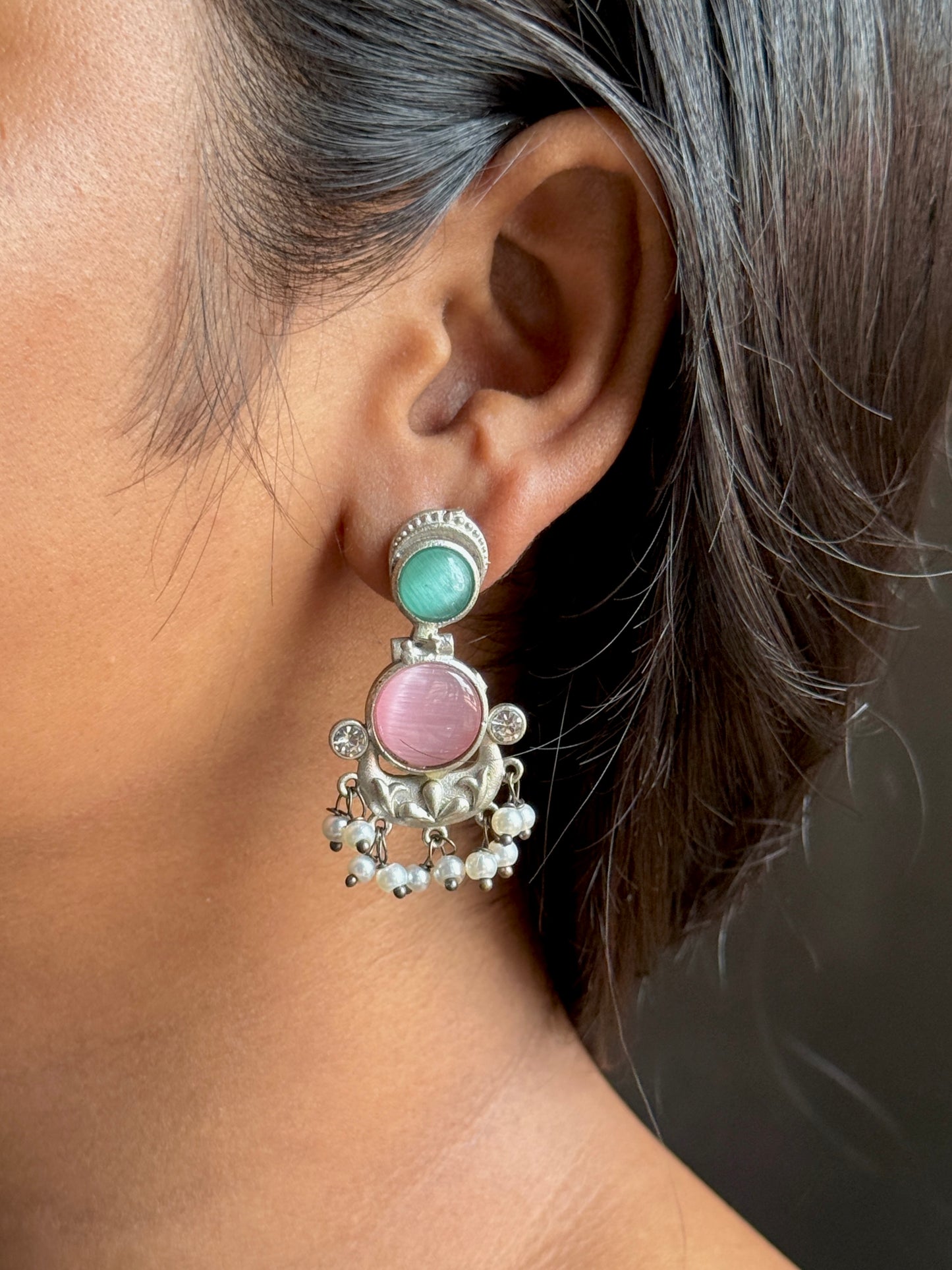 Dual Colour Silk Stone & Pearl Earrings – Graceful Blend of Elegance