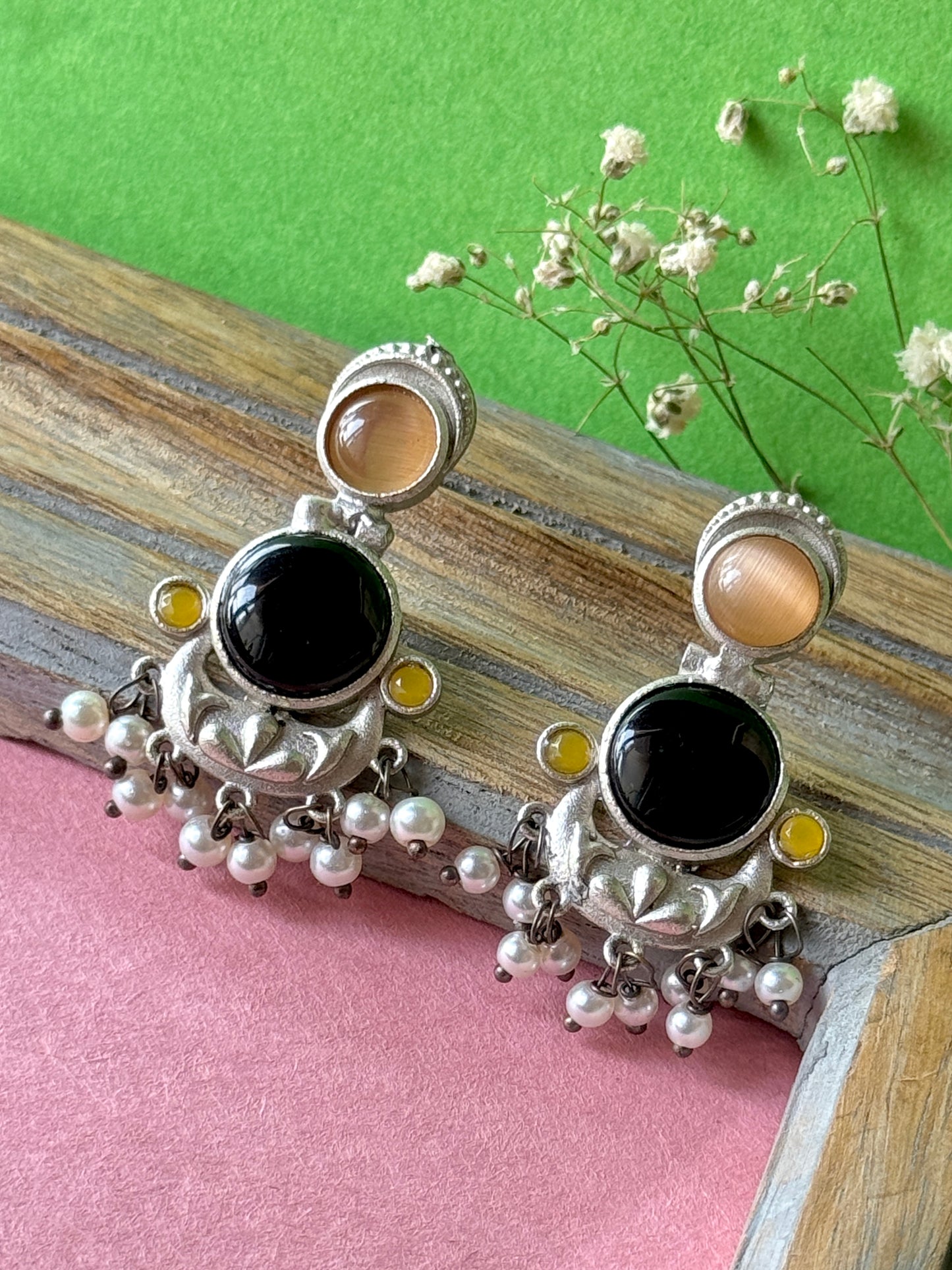 Dual Colour Silk Stone & Pearl Earrings – Graceful Blend of Elegance