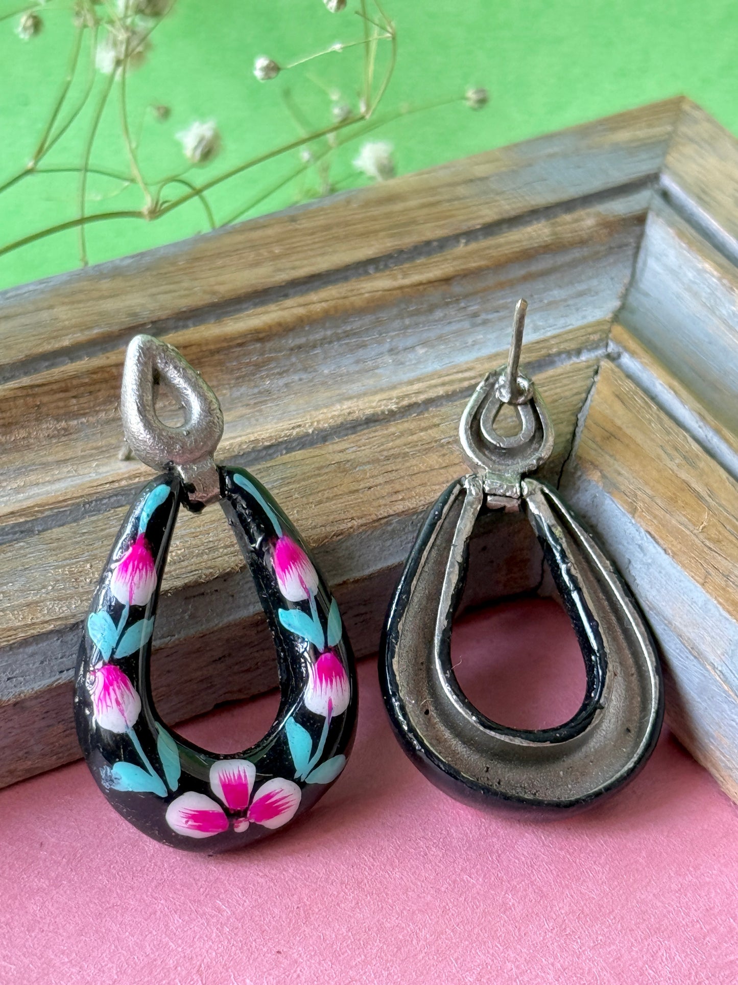 Oval Hand-Painted Earrings – Artistic & Unique