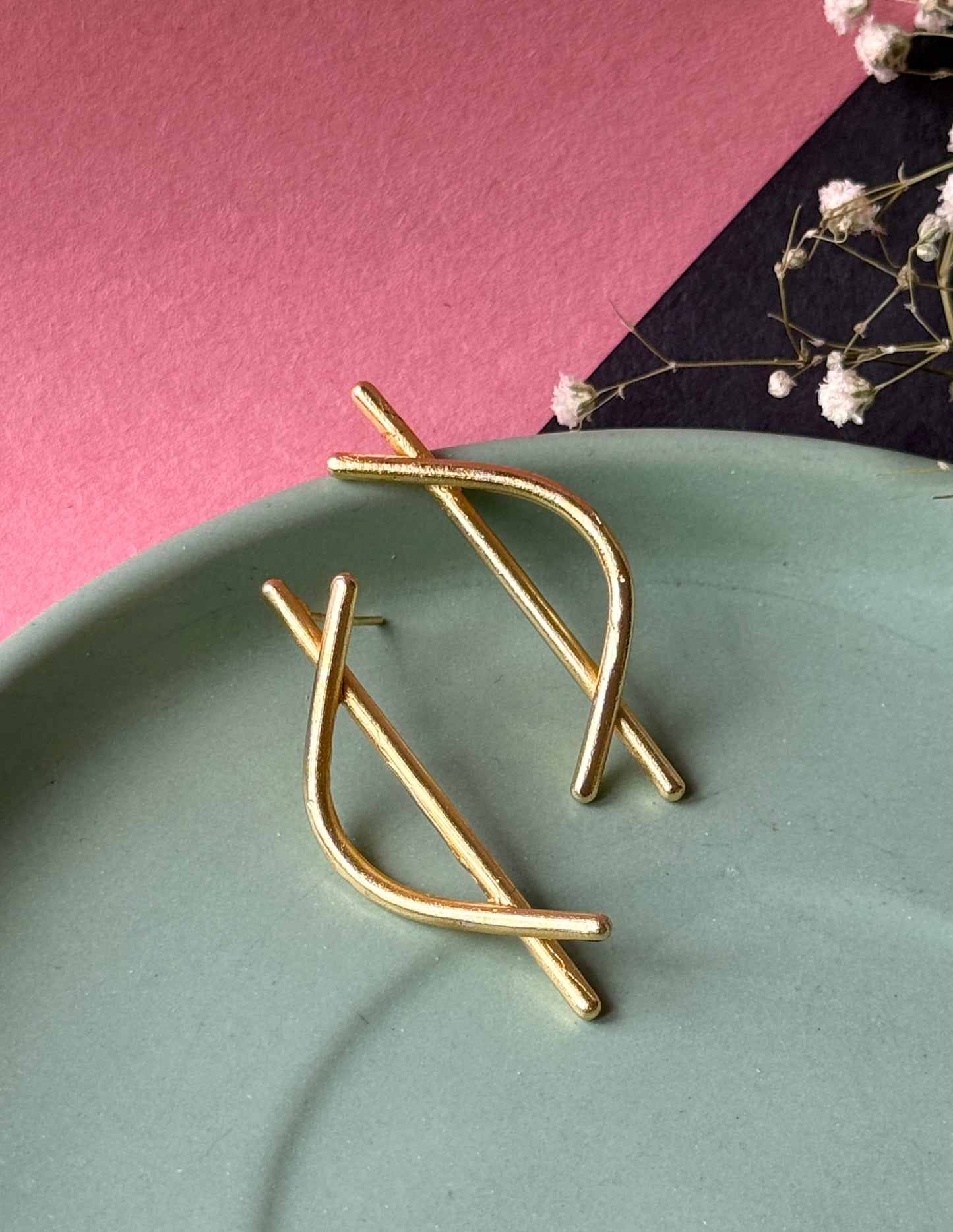 Anti-Tarnish Brass Contemporary D-Shaped Earrings