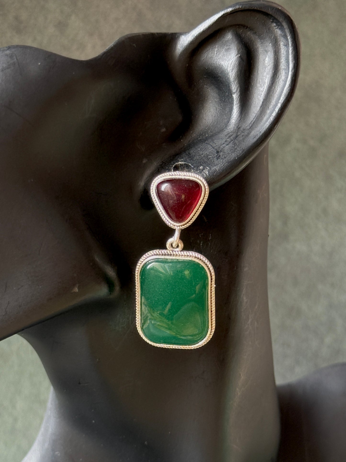 Dual Silk Stone Elegant Earrings
