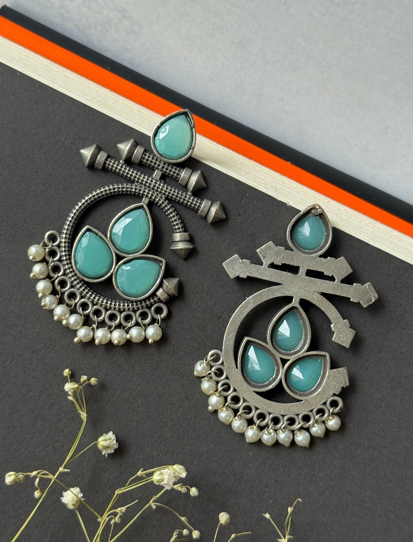 Sea Green Pearl Hanging Earrings