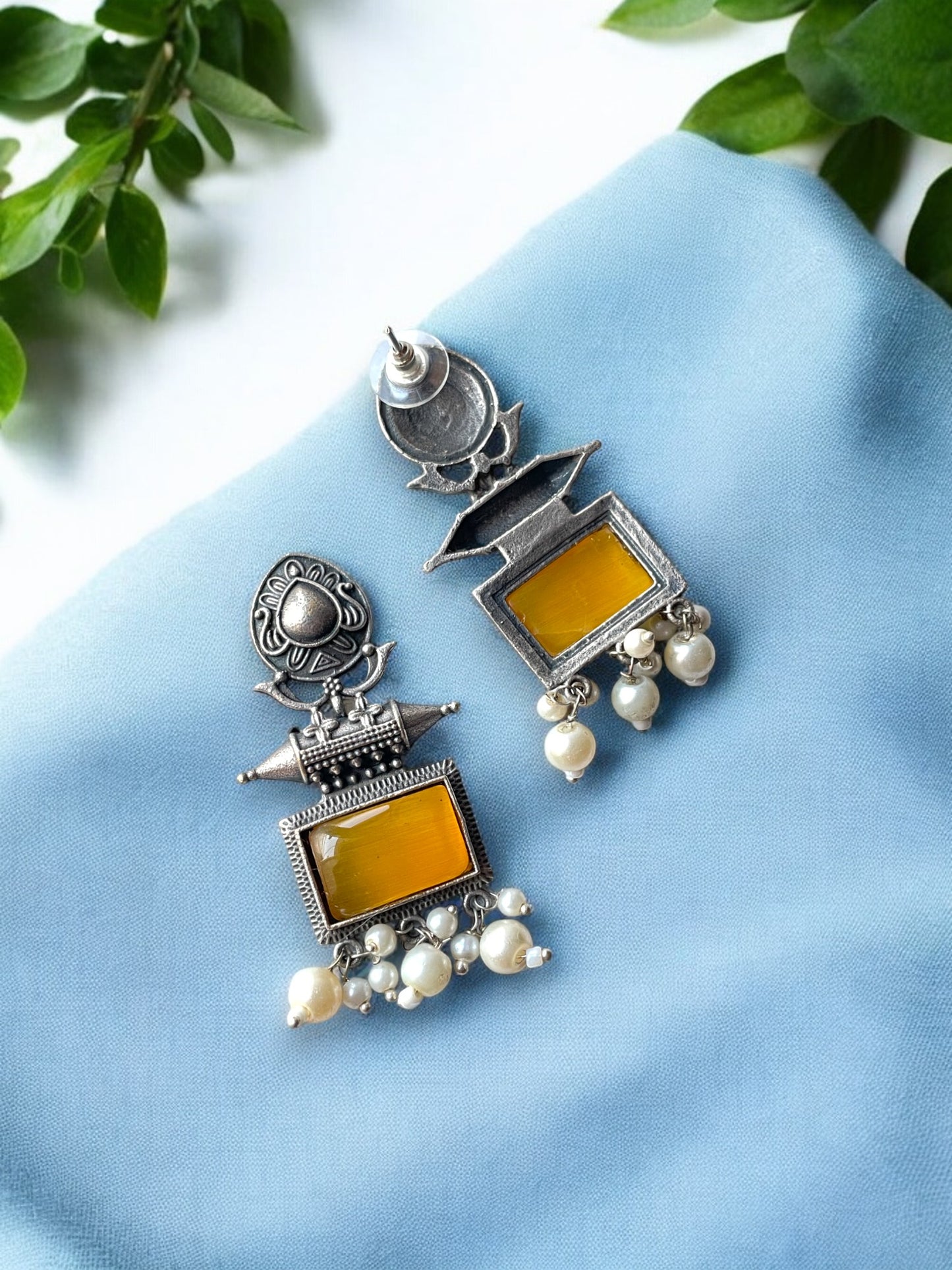 German Silver Monalisa Stone Lightweight Earrings