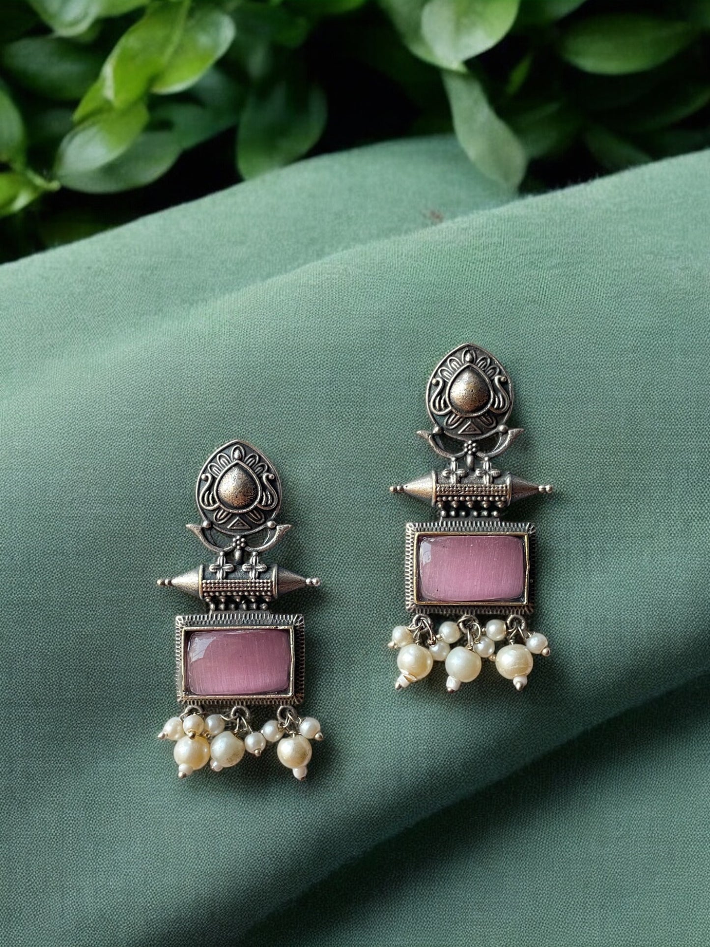 German Silver Monalisa Stone Lightweight Earrings