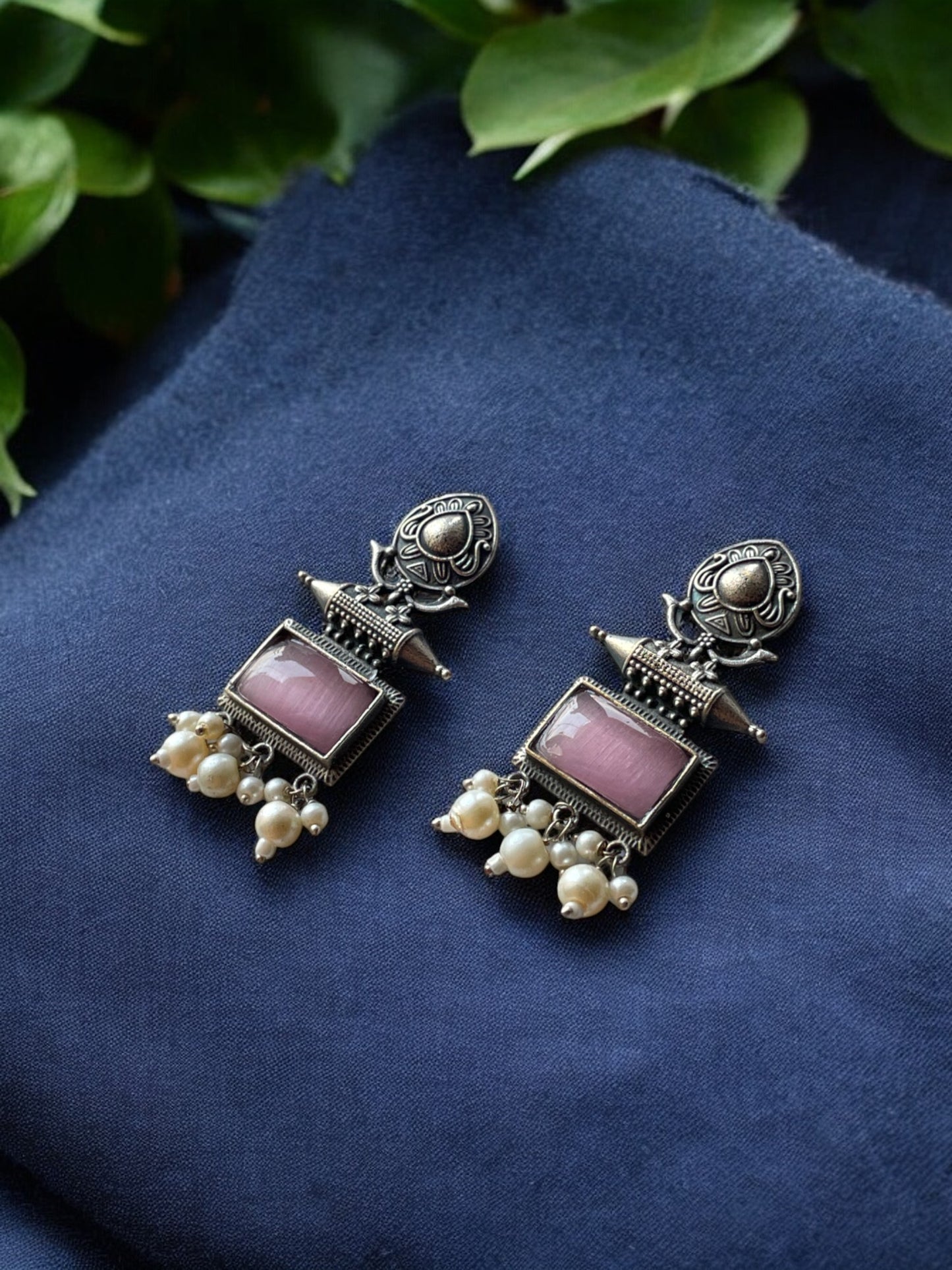 German Silver Monalisa Stone Lightweight Earrings