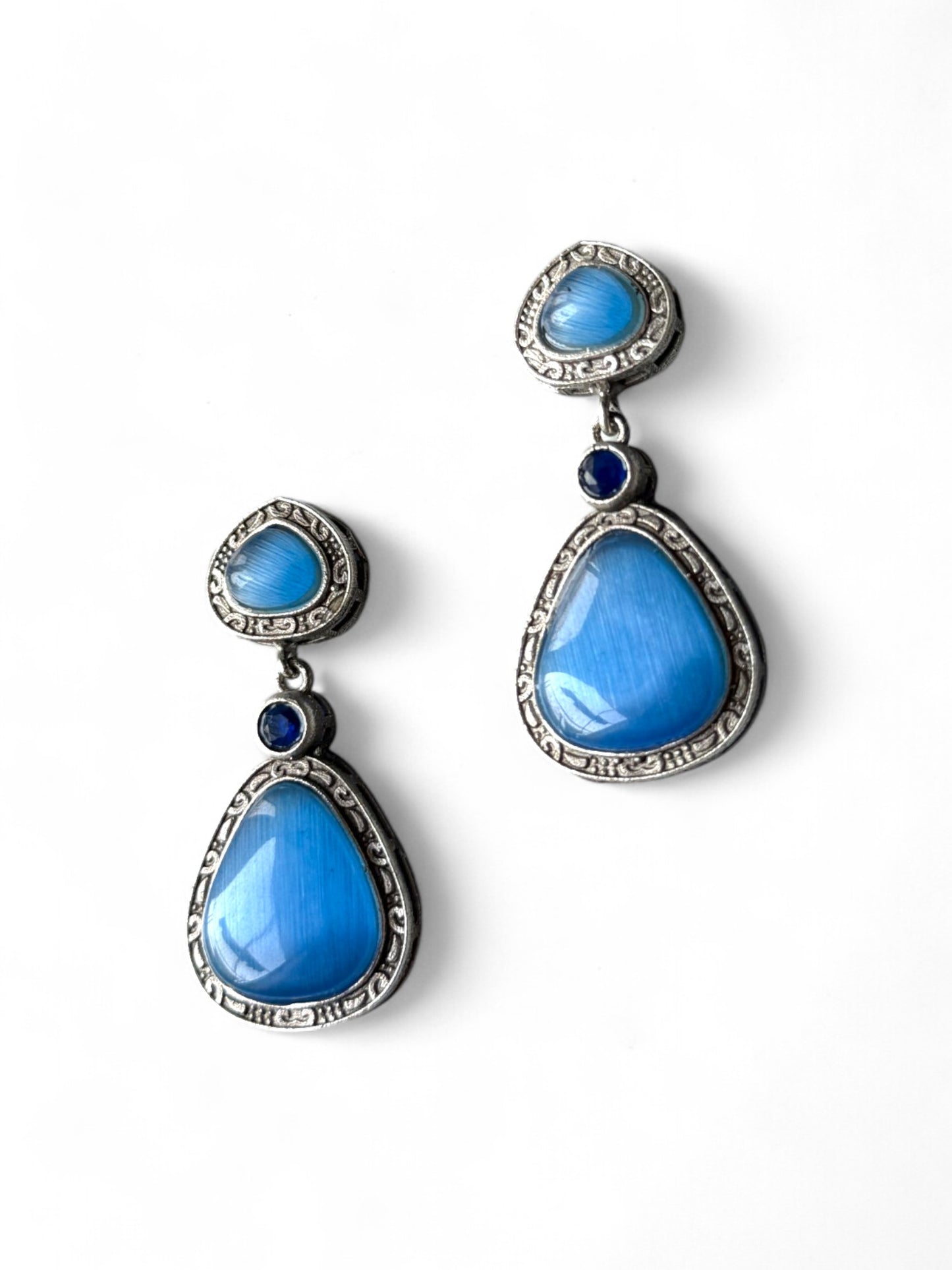Statement Earrings with Triple Monalisa Stones