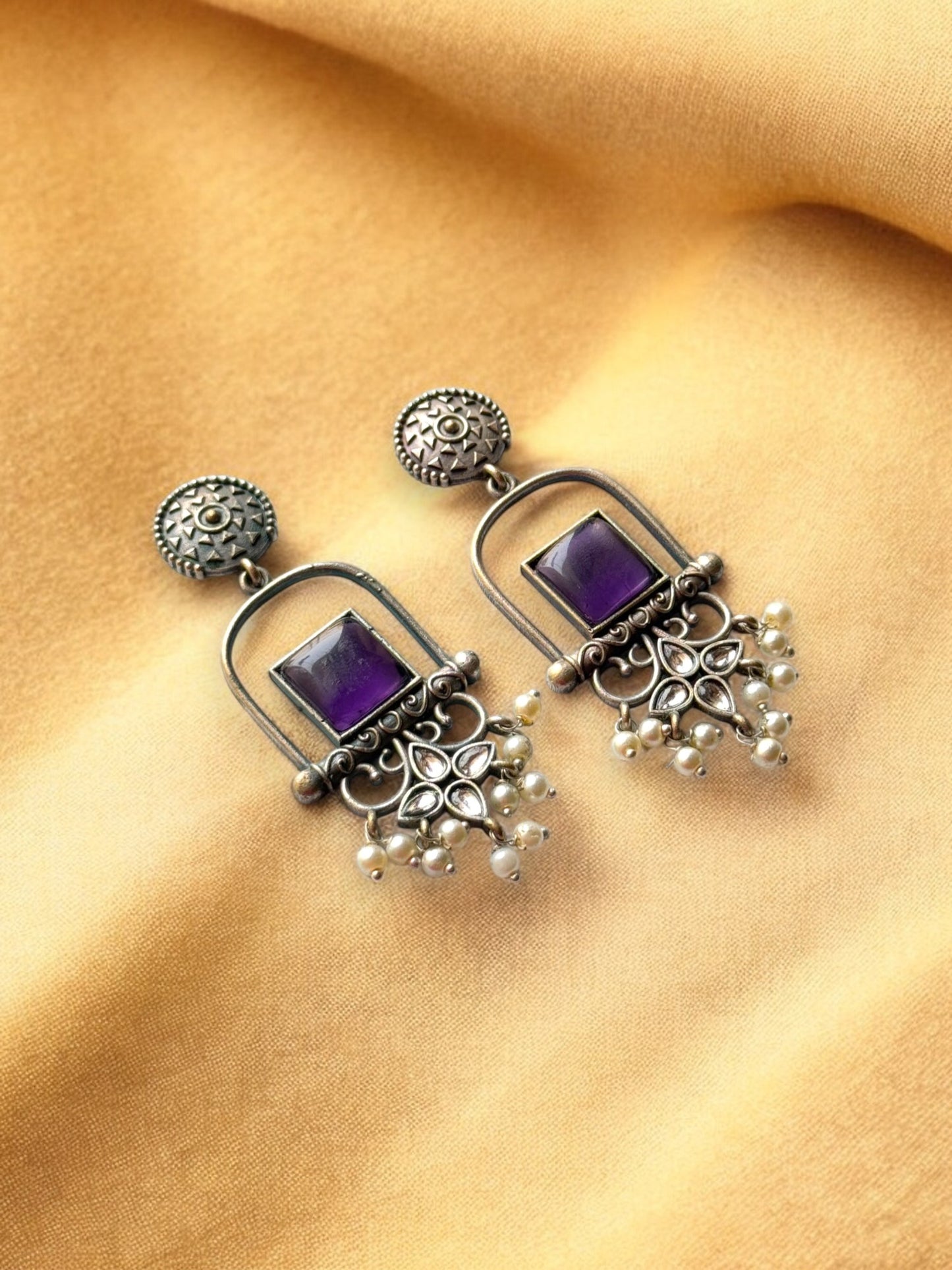 Elegant Dangling Pearl Earrings