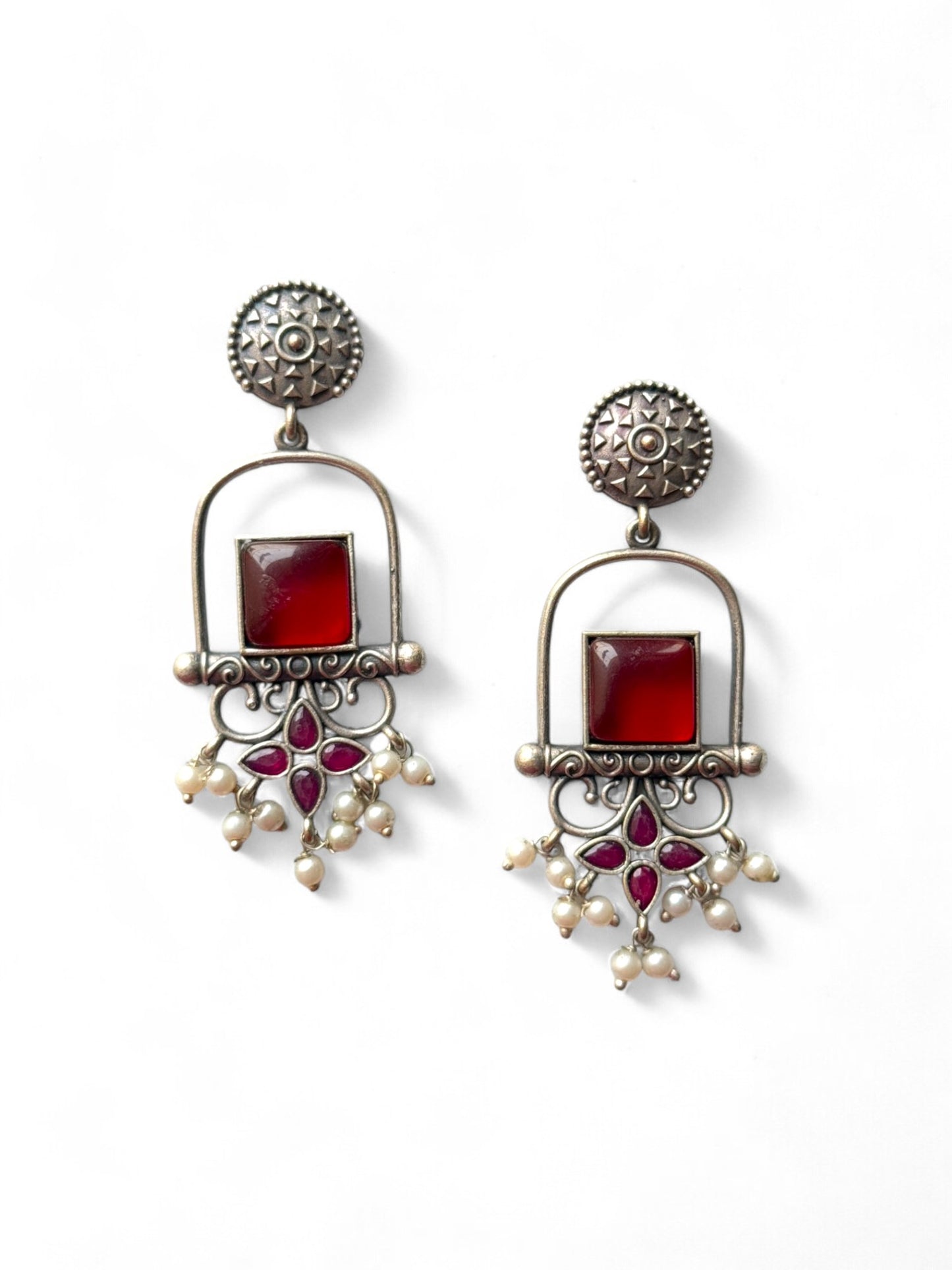 Elegant Dangling Pearl Earrings
