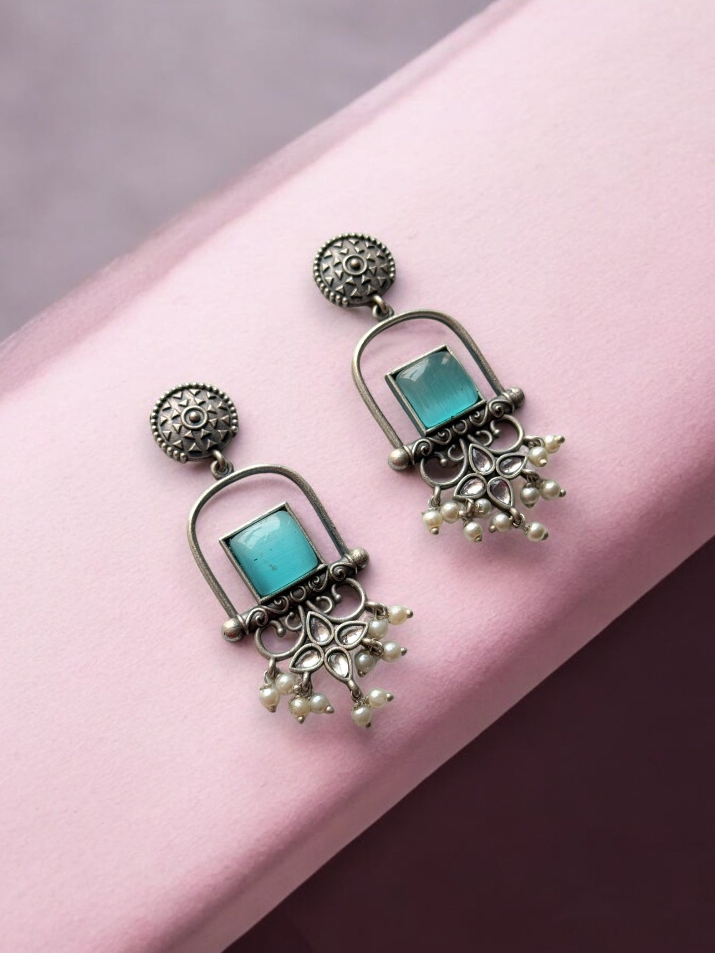Elegant Dangling Pearl Earrings