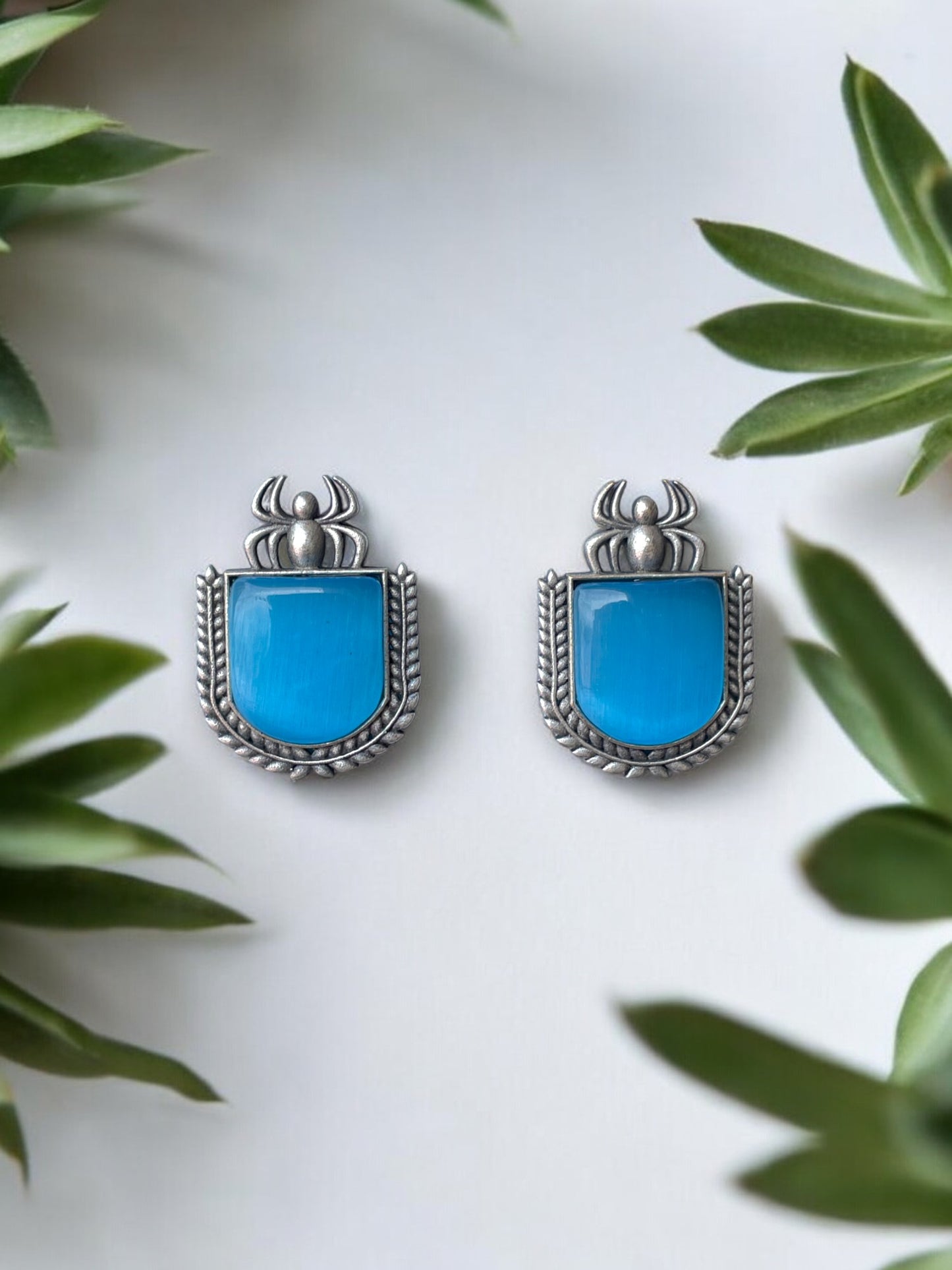 Monalisa Spider Stud Earrings