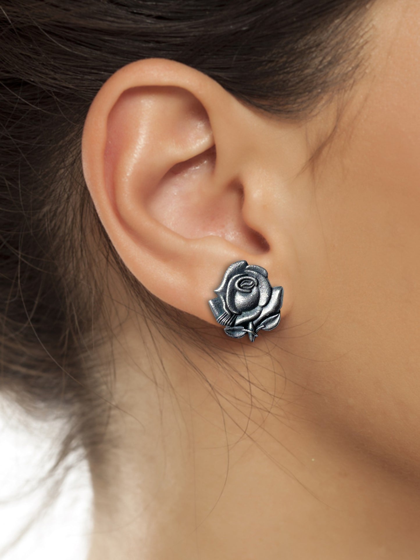 Charming Rose Stud Earrings