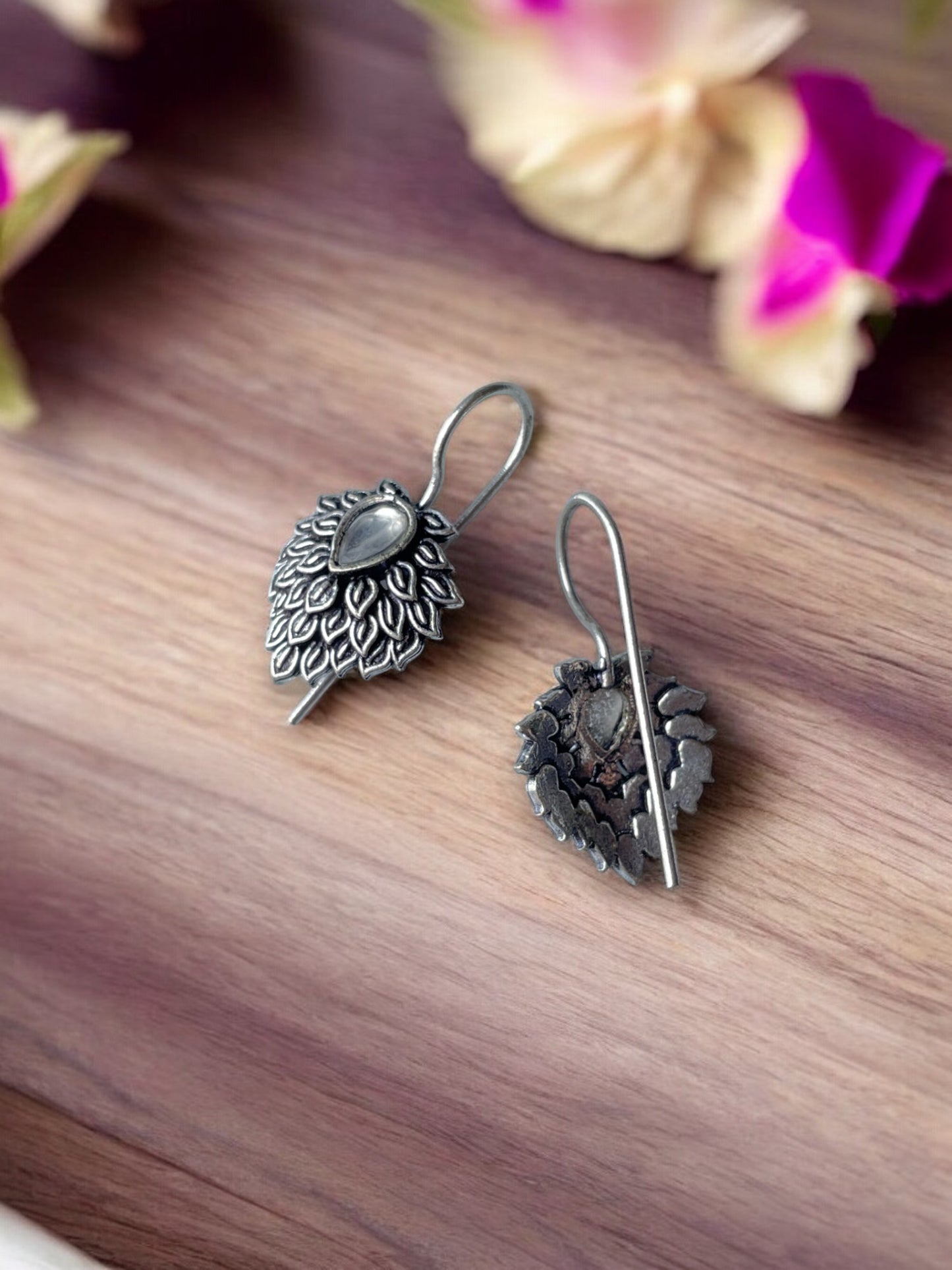 Elegant Leaf Drop Earrings