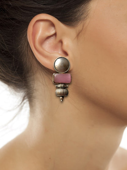 Elegant Brass Earrings with Silk Stone