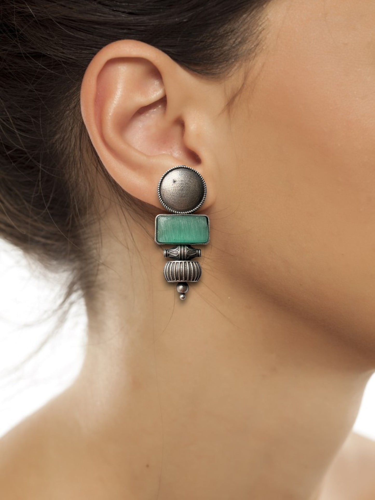 Elegant Brass Earrings with Silk Stone