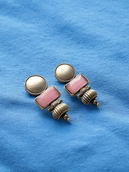 Elegant Brass Earrings with Silk Stone