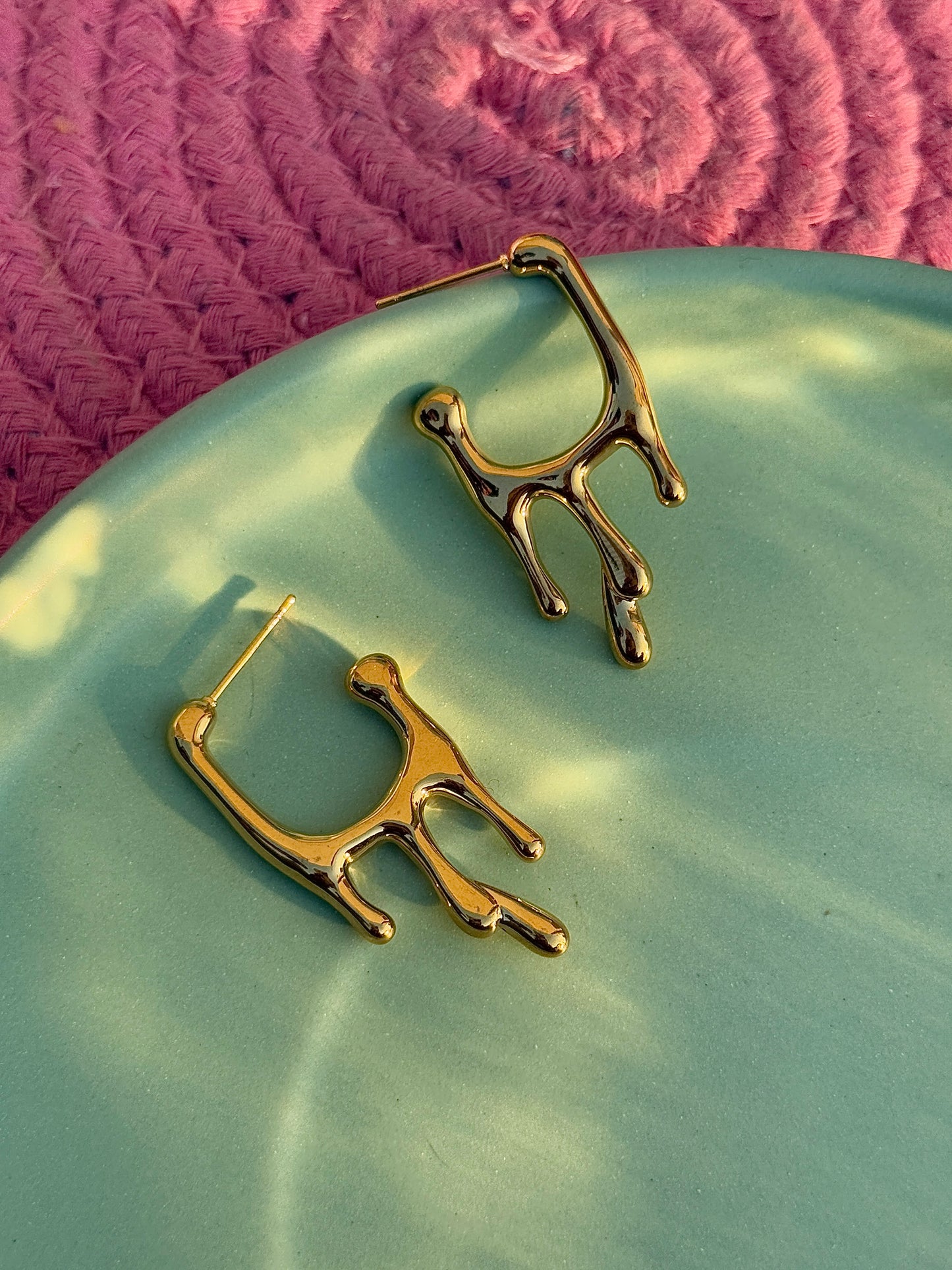 Anti-Tarnish Gold-Plated Half Hoop Dripping Earrings