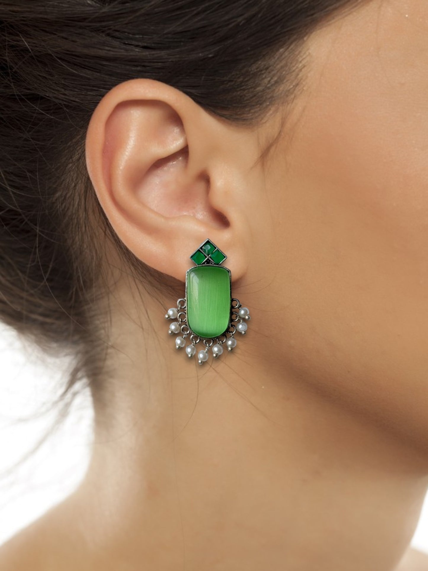 Silver-Plated Monalisa Stone Stud Earrings with Beads