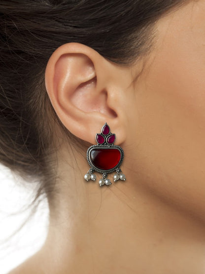 Silver Oxidised Silk Stone Embedded Earrings