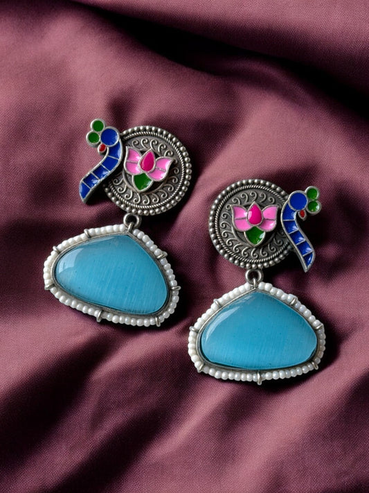 Peacock Hand-Painted Earrings Embedded with Silk Stone